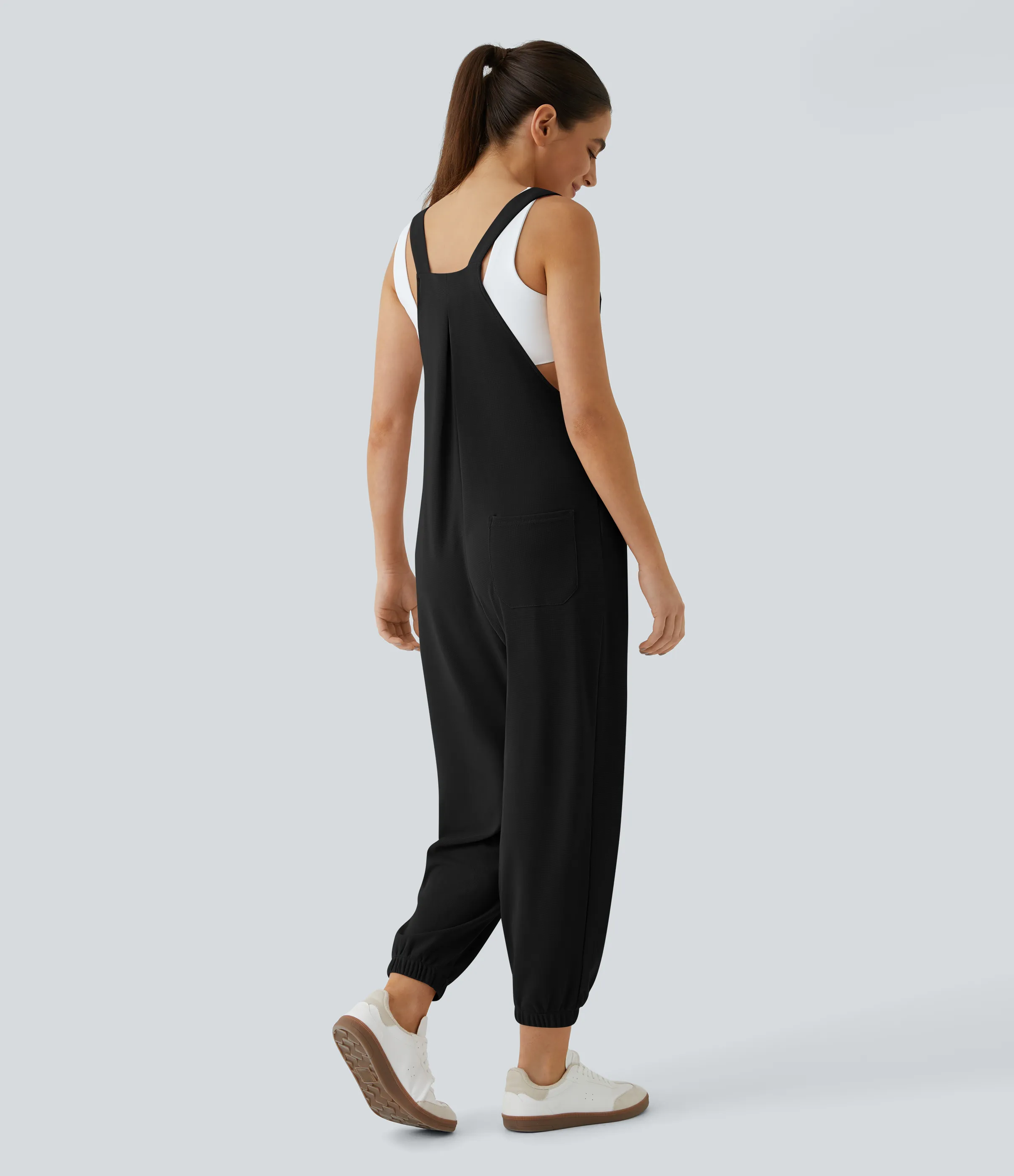 Halara Overol jogger botón correa ajustable bolsillo múltiple gofre plisado - Black - M(tall) sold by Halara product image thumbnail 3