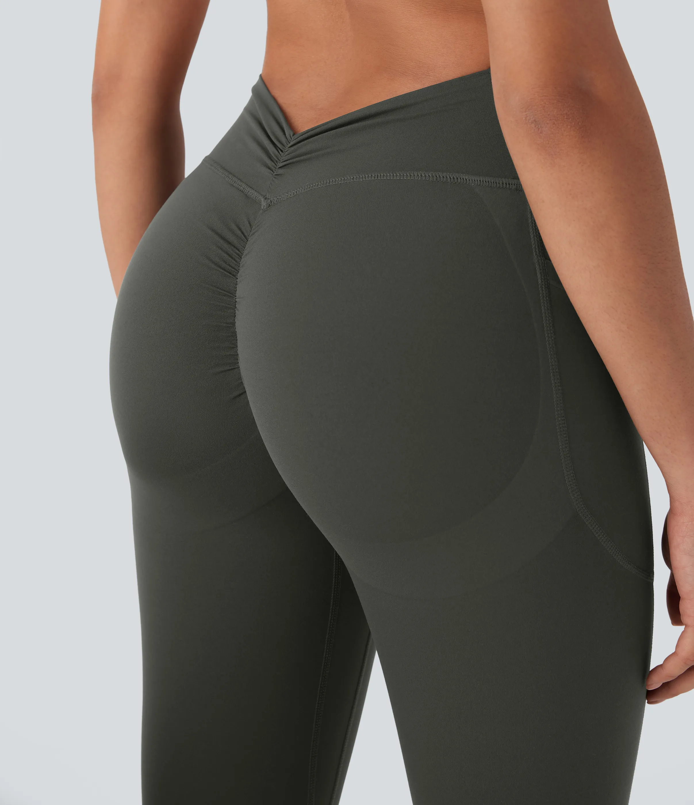 Halara Leggings Halara UltraSculpt™ SoCinched yoga moldeador tiro alto bolsillo lateral fruncido realce glúteo control abdomen - Deep Woodland Green - M(7/8) sold by Halara product image thumbnail 5