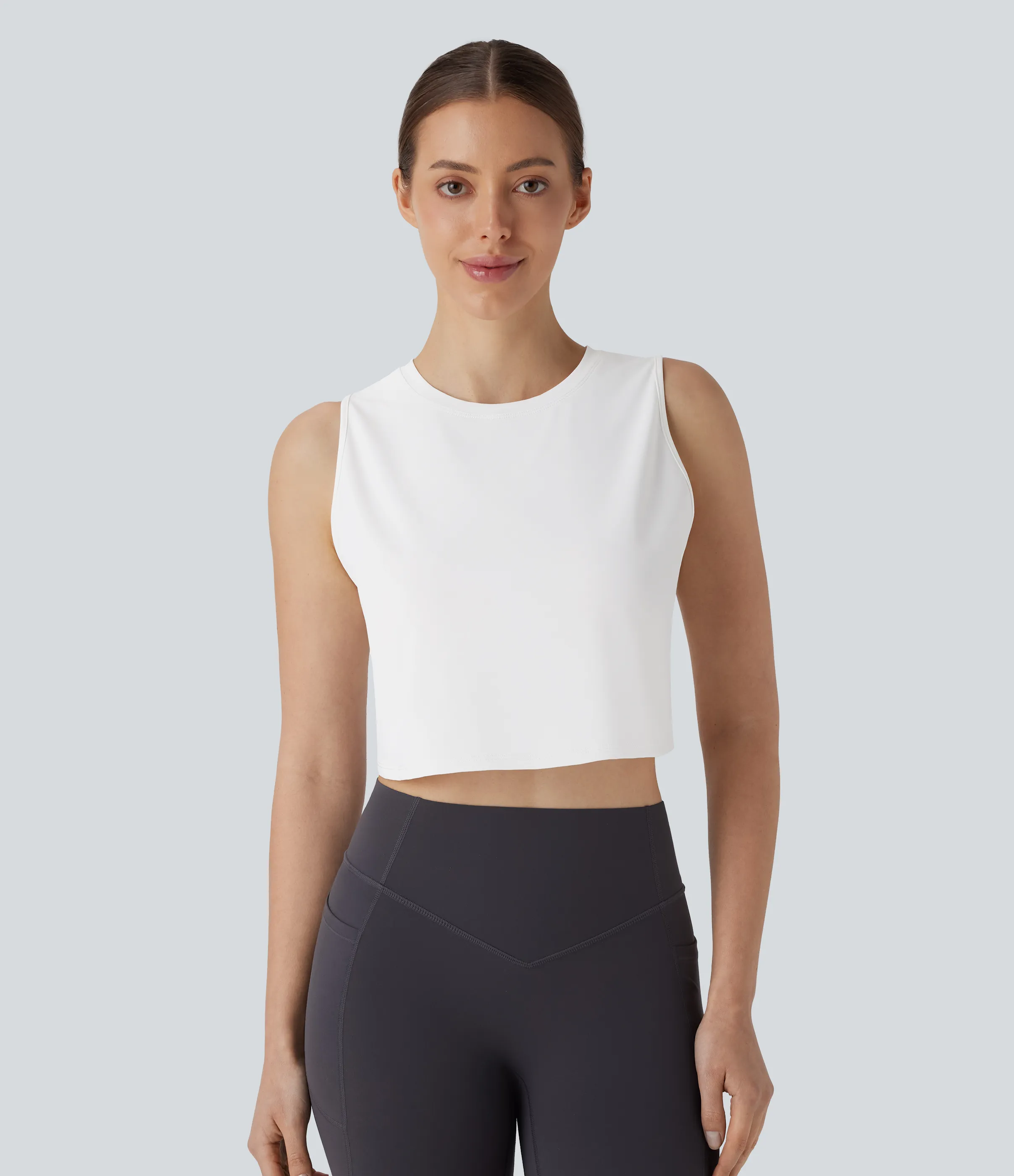 Halara Top yoga corto liso dobladillo cruzado abertura - White - XL sold by Halara product image thumbnail 4