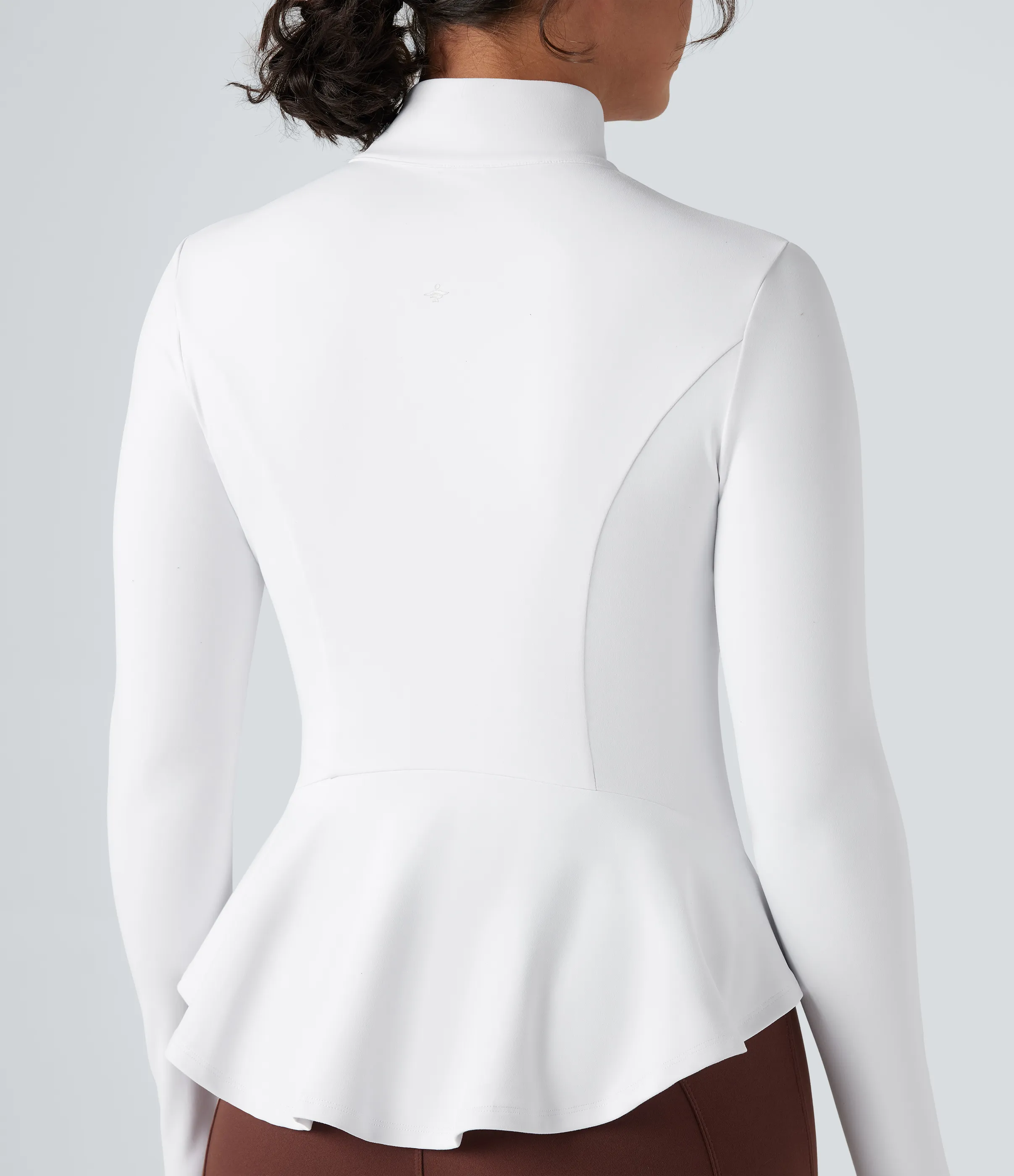 Halara Chaqueta ajustada con cuello alto, cremallera, abertura para el pulgar, dobladillo con volantes y bolsillos - White - L sold by Halara product image thumbnail 5