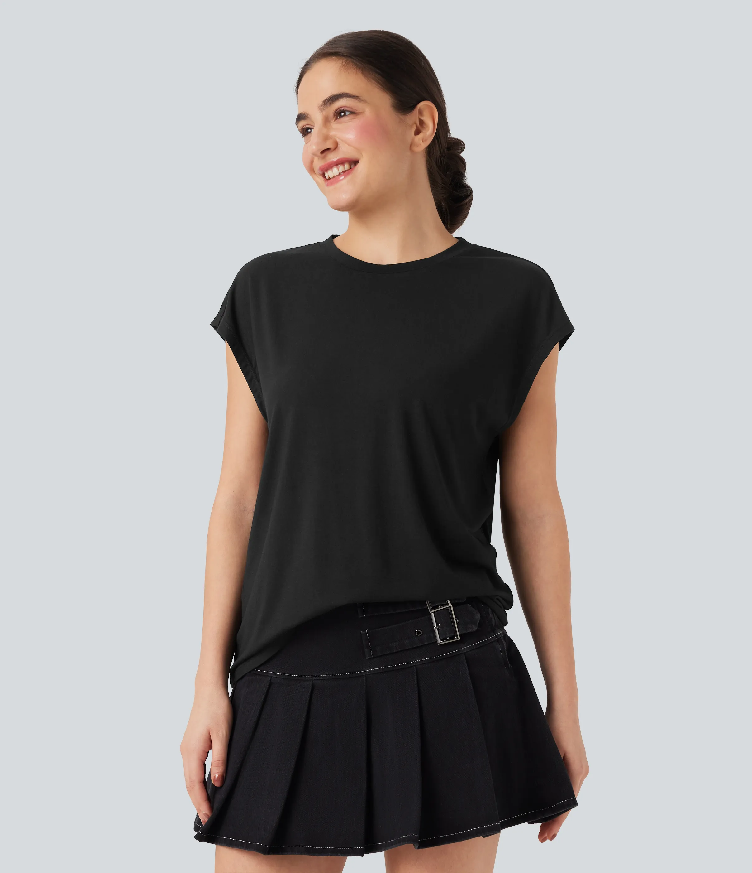 Halara Top casual con cuello redondo con manga corta - Black - L sold by Halara product image thumbnail 2