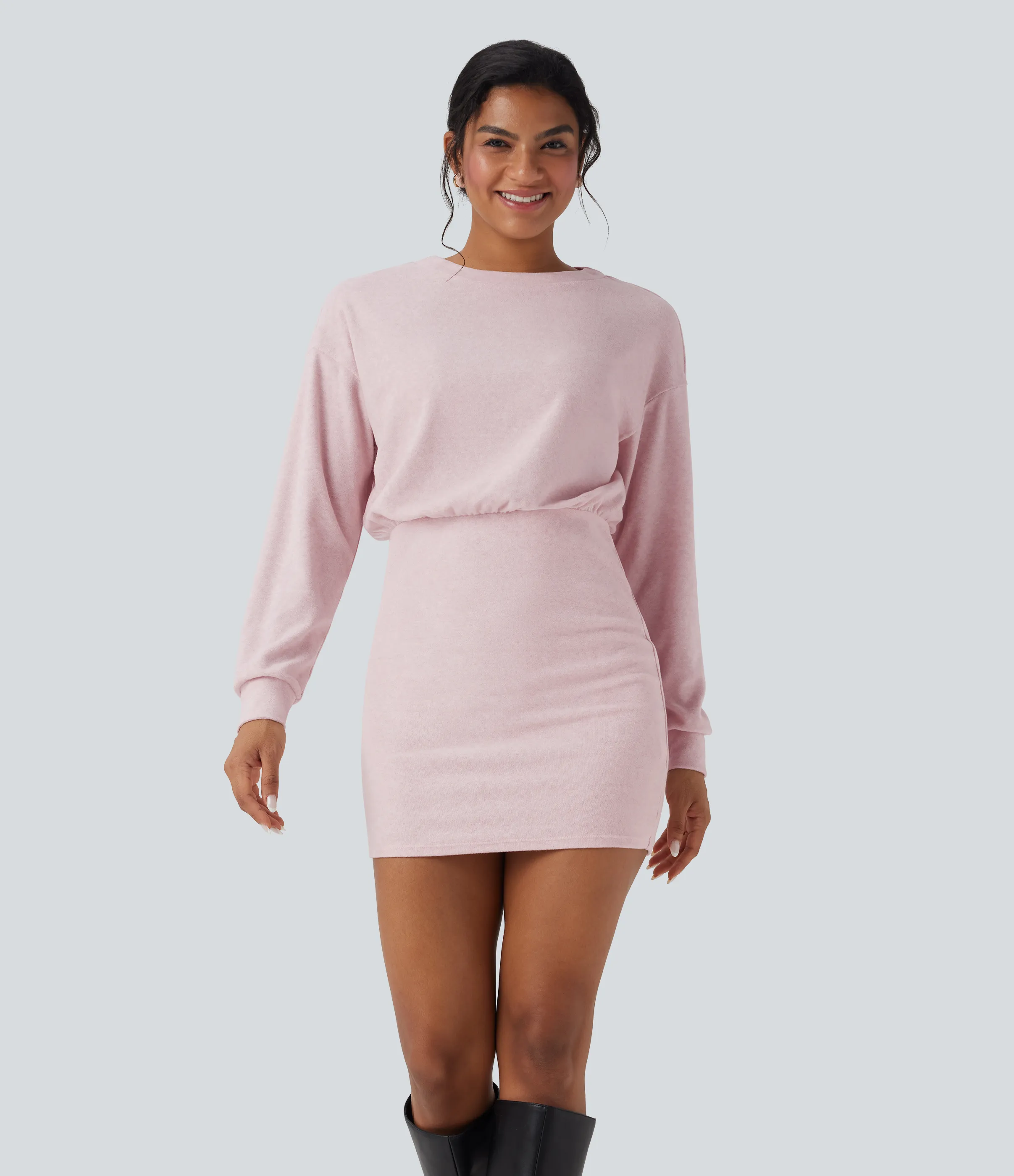 Halara Vestido mini casual ajustado de manga larga y cuello redondo - Blush Cloud - XL sold by Halara