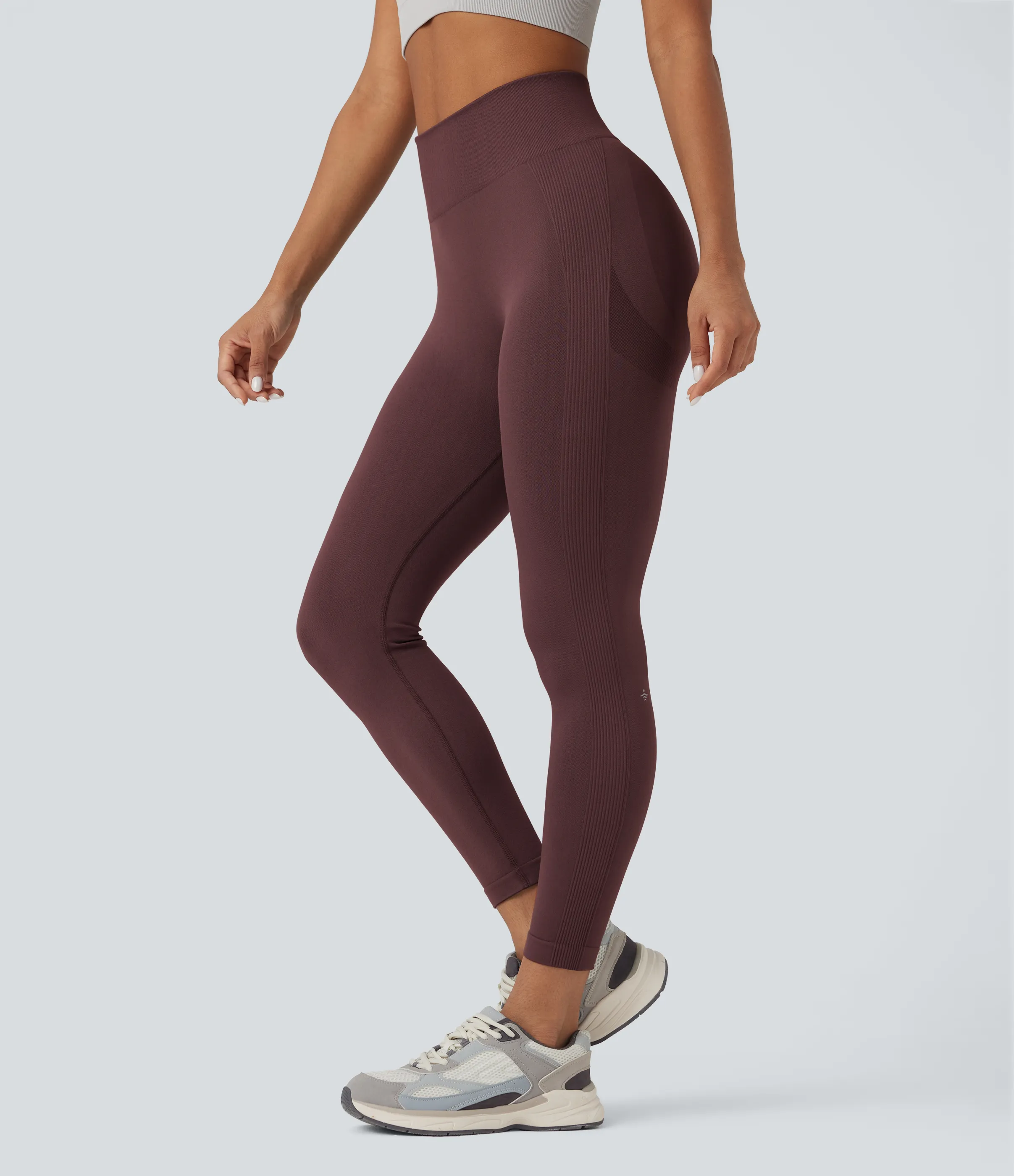 Halara Leggings de yoga de tiro alto con efecto push up sin costuras - Red Mahogany - XS(7/8) sold by Halara product image thumbnail 4