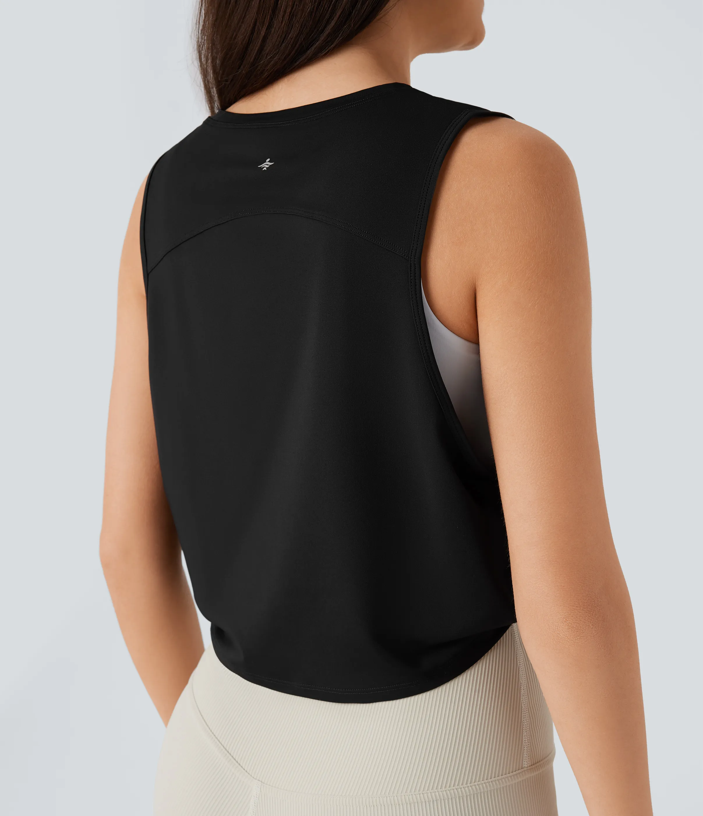 Halara Camiseta sin mangas corta pickleball cuello redondo dobladillo retorcido curvado - Black - XL sold by Halara product image thumbnail 5