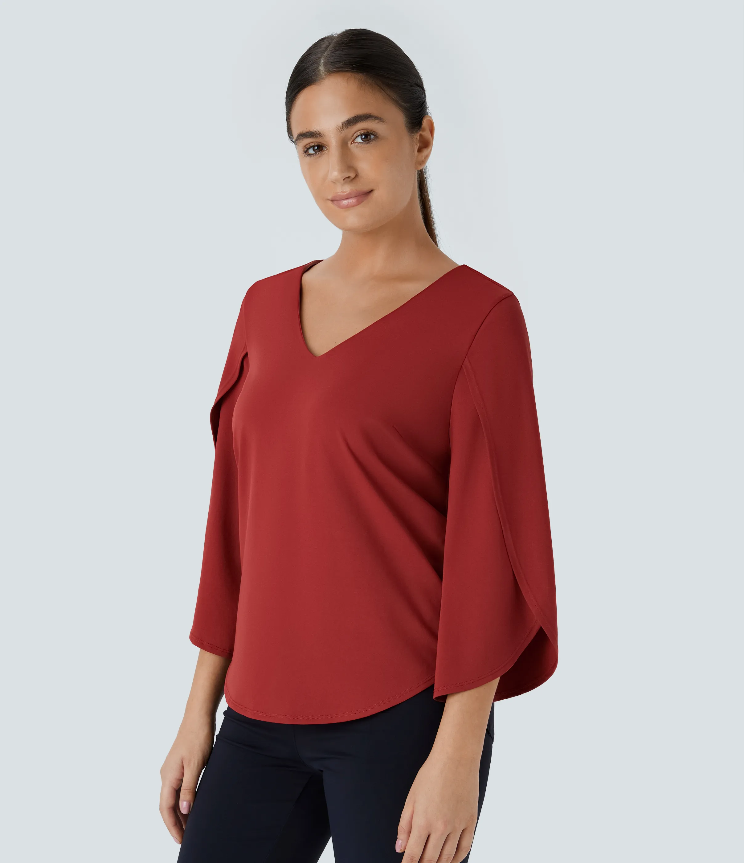 Halara Top oficina dobladillo curvado manga 3/4 cuello V - Emboldened - XS sold by Halara product image thumbnail 4