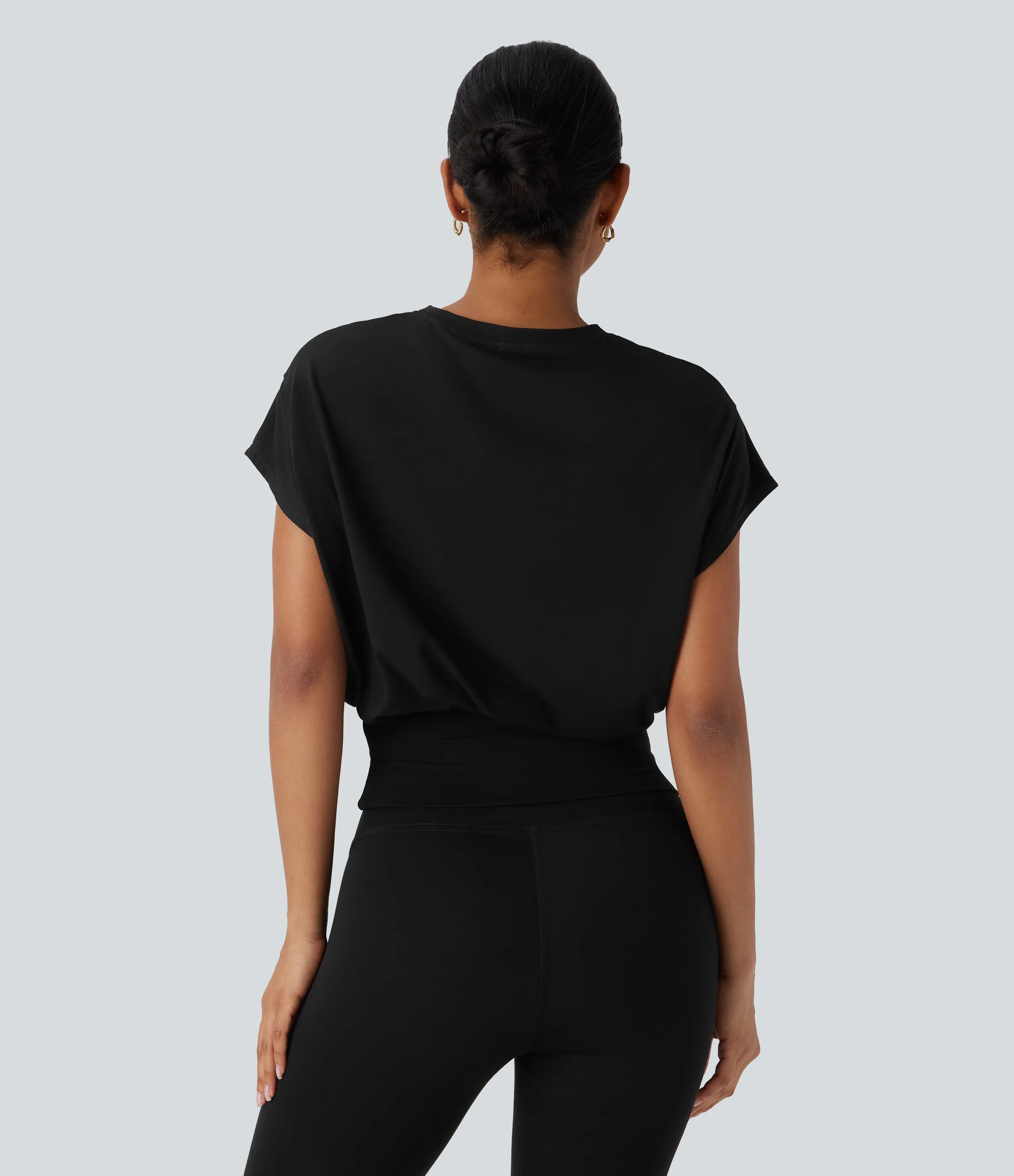 Halara Camiseta de oficina de manga corta de murciélago con cuello redondo - Black - L sold by Halara product image thumbnail 3