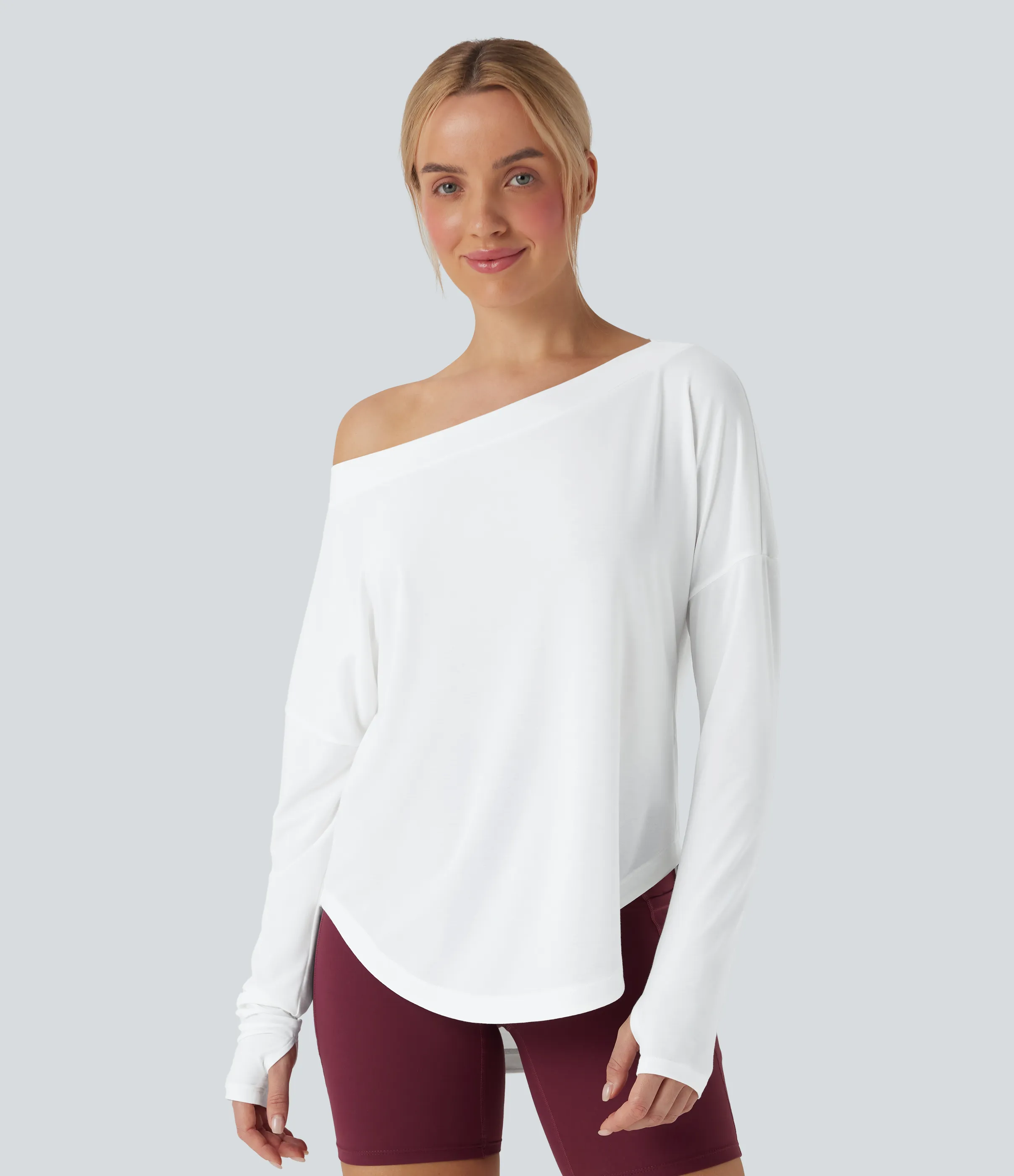 Halara Top deportivo de yoga de secado rápido de manga larga con hombro asimétrico, dobladillo curvo y abertura para el pulgar - White - L sold by Halara