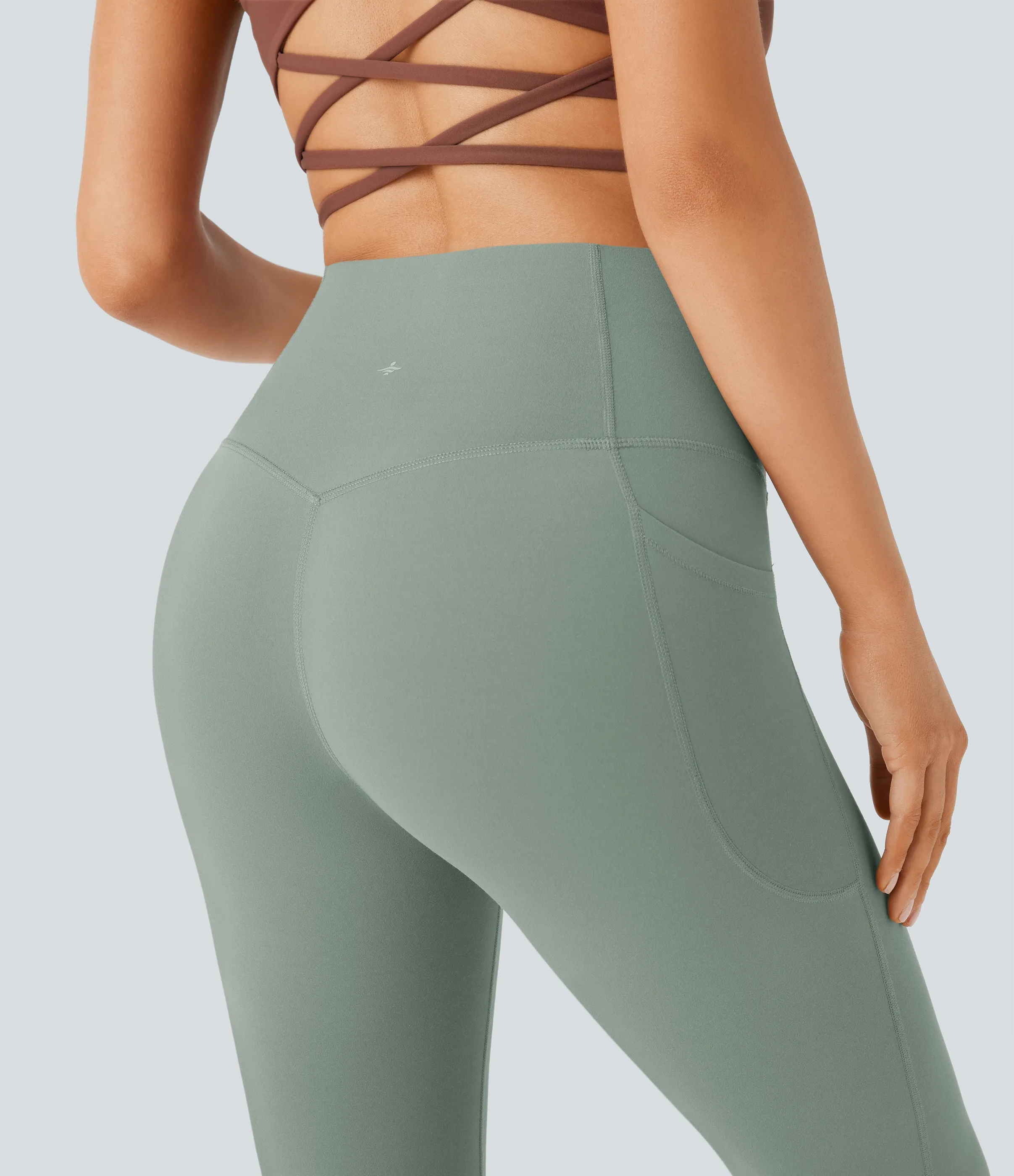 Halara Leggings SoCinched UltraSculpt yoga Bootcut tiro alto control abdomen bolsillo lateral moldeador - Iceberg Green - XL(regular) sold by Halara product image thumbnail 5