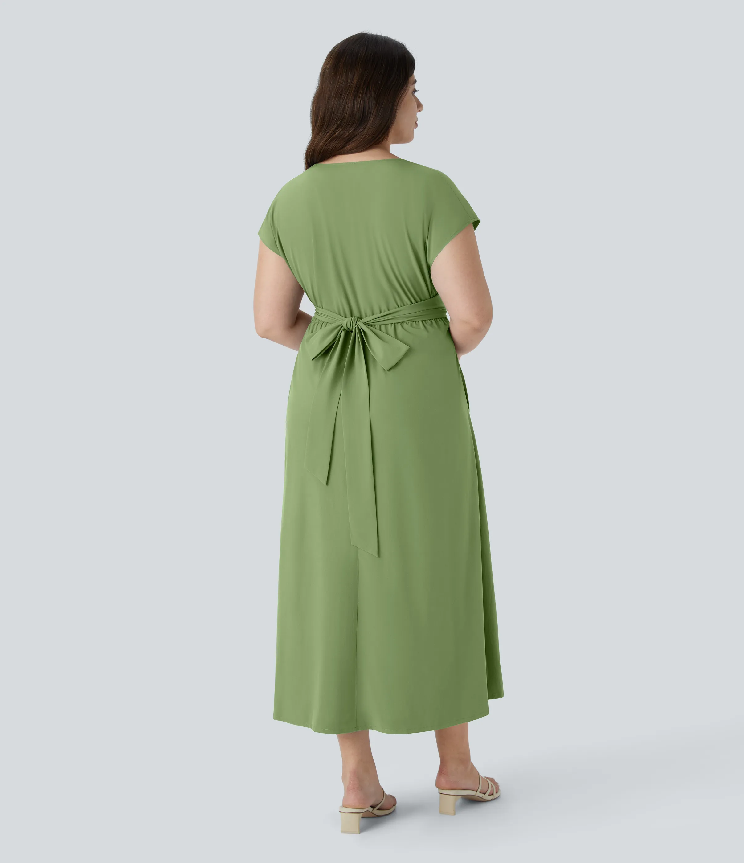 Halara Vestido midi Breezeful™ talla grande cuello V manga corta bolsillo lateral lazo espalda secado rápido - Hot Wasabi - Green - 2X sold by Halara product image thumbnail 3