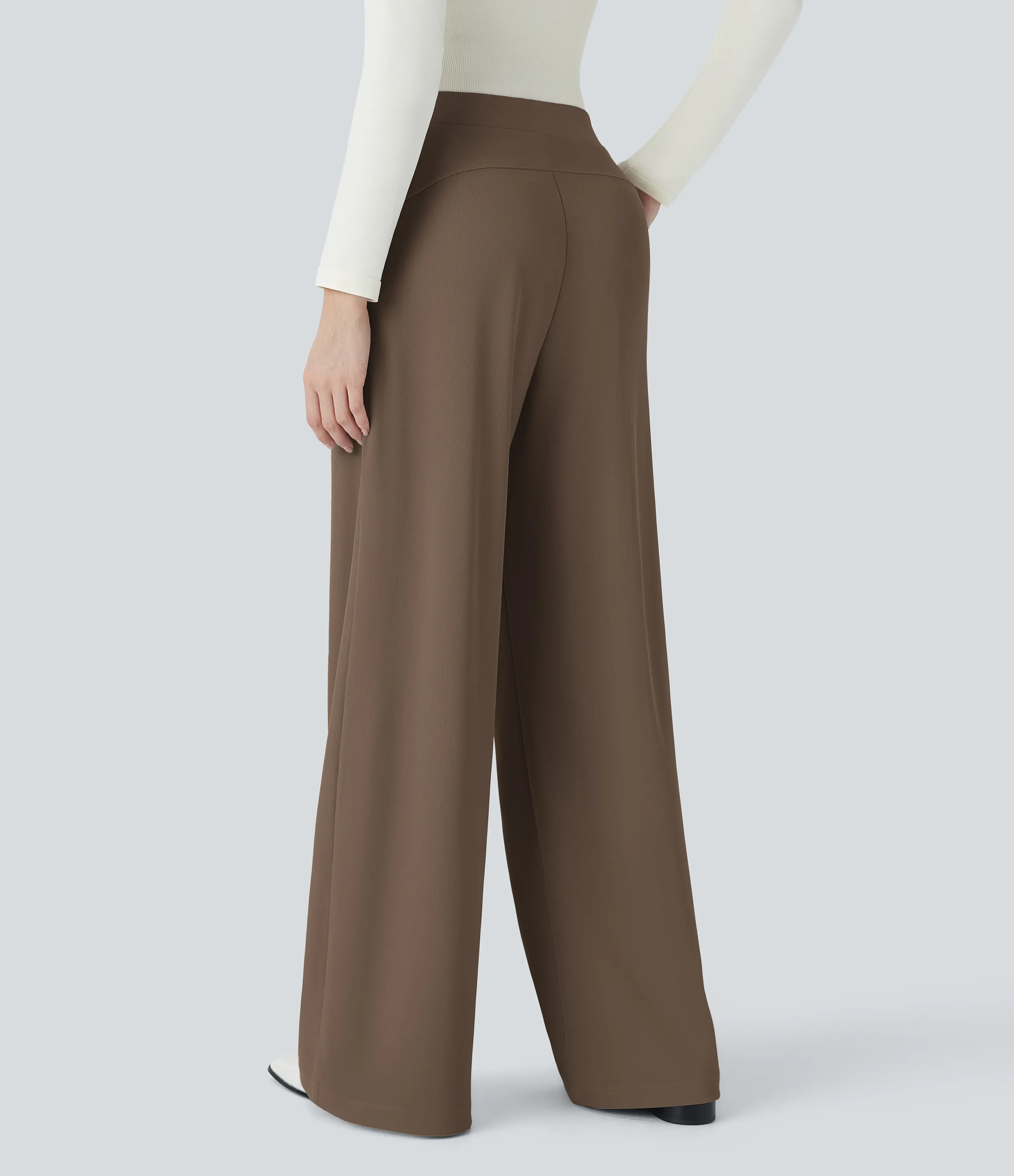 Halara Pantalón Halara Flex™ oficina tiro alto control abdomen adelgazan tiro bolsillo lateral pierna ancha micro gofre - Shitake - M(regular) sold by Halara product image thumbnail 3