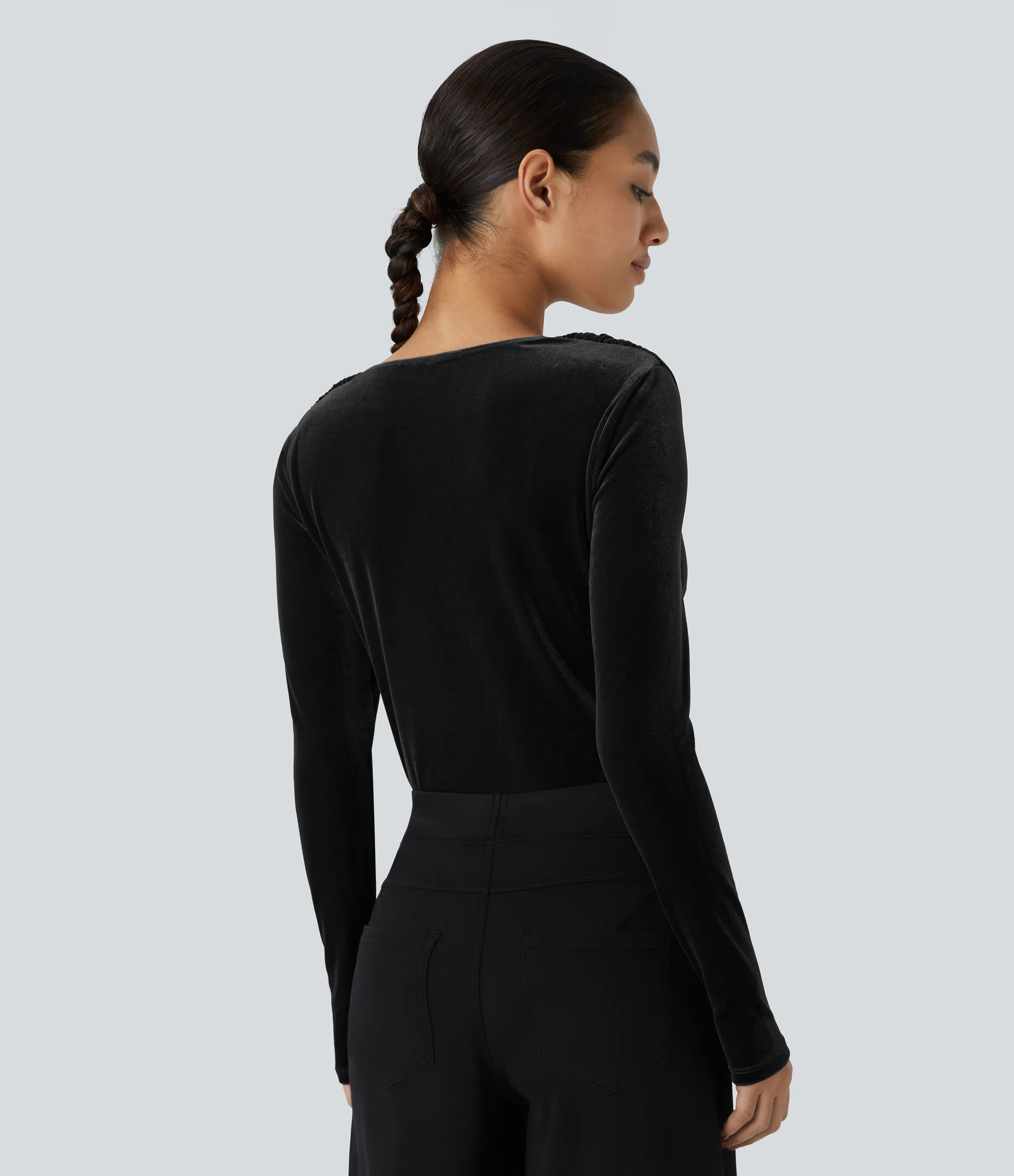 Halara Body oficina terciopelo cuello vuelto manga larga - Black - S sold by Halara product image thumbnail 3
