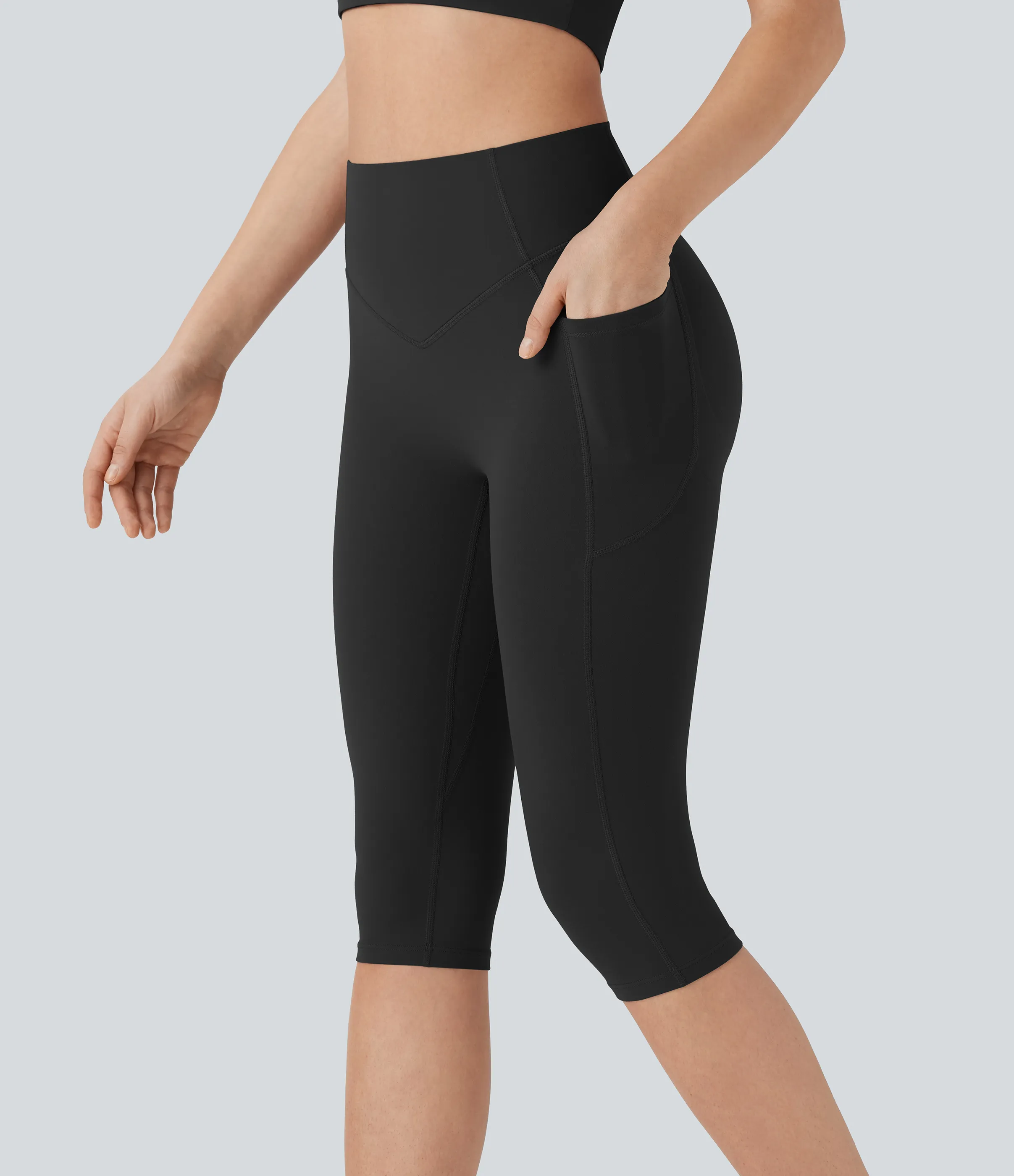 Halara Leggings moldeadores Halara UltraSculpt™de tiro alto con push-up y reductor de abdomen con bolsillos - Black - XS sold by Halara product image thumbnail 3