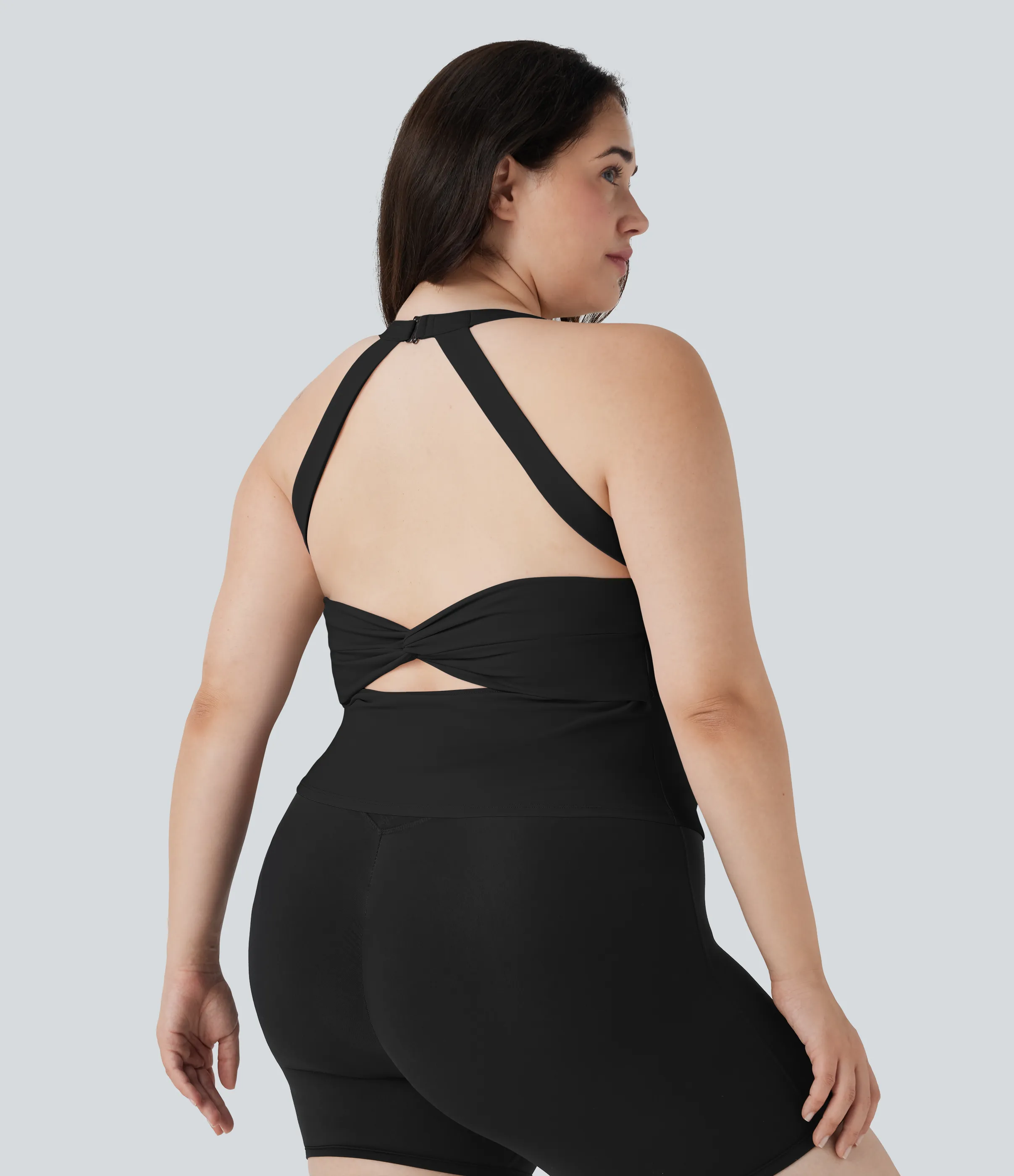 Halara Camiseta Softlyzero™ Plush yoga talla grande abertura sin espalda - Black - 1X sold by Halara product image thumbnail 2