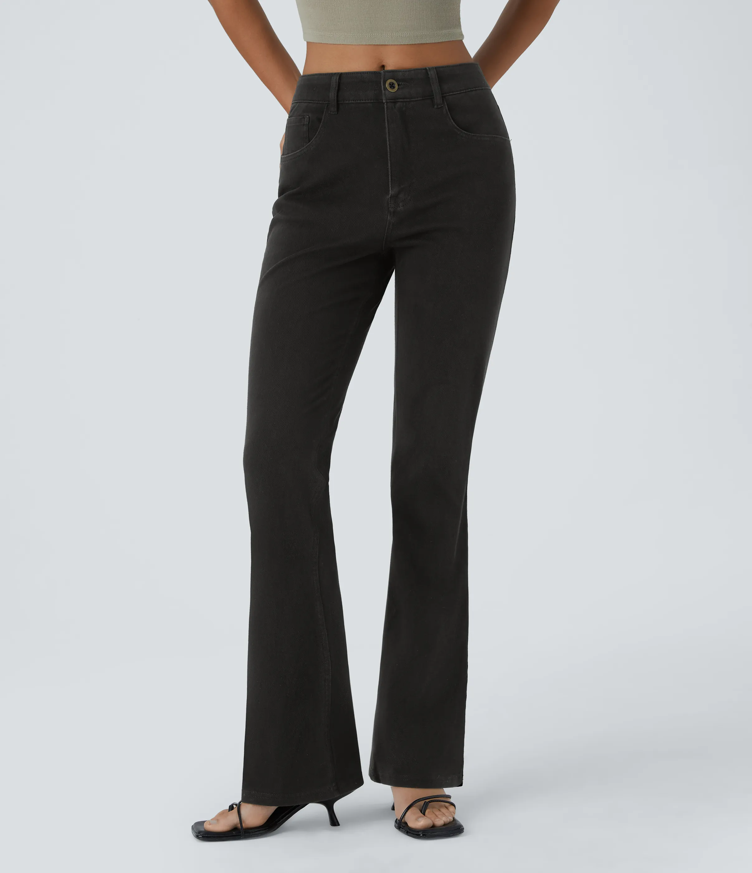 Halara Jeans Halara Flex™ Denim en corte de bota elásticos de tiro medio con botón y bolsillos - Black Denim - XS(extall) sold by Halara