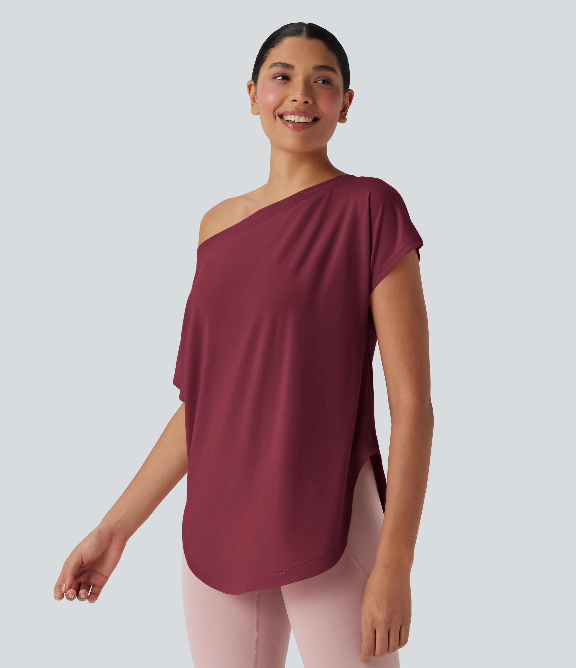 Halara Top deportivo de yoga de manga corta con secado rápido y hombro descubierto con dobladillo curvo - Tibetan Red - L sold by Halara product image thumbnail 4