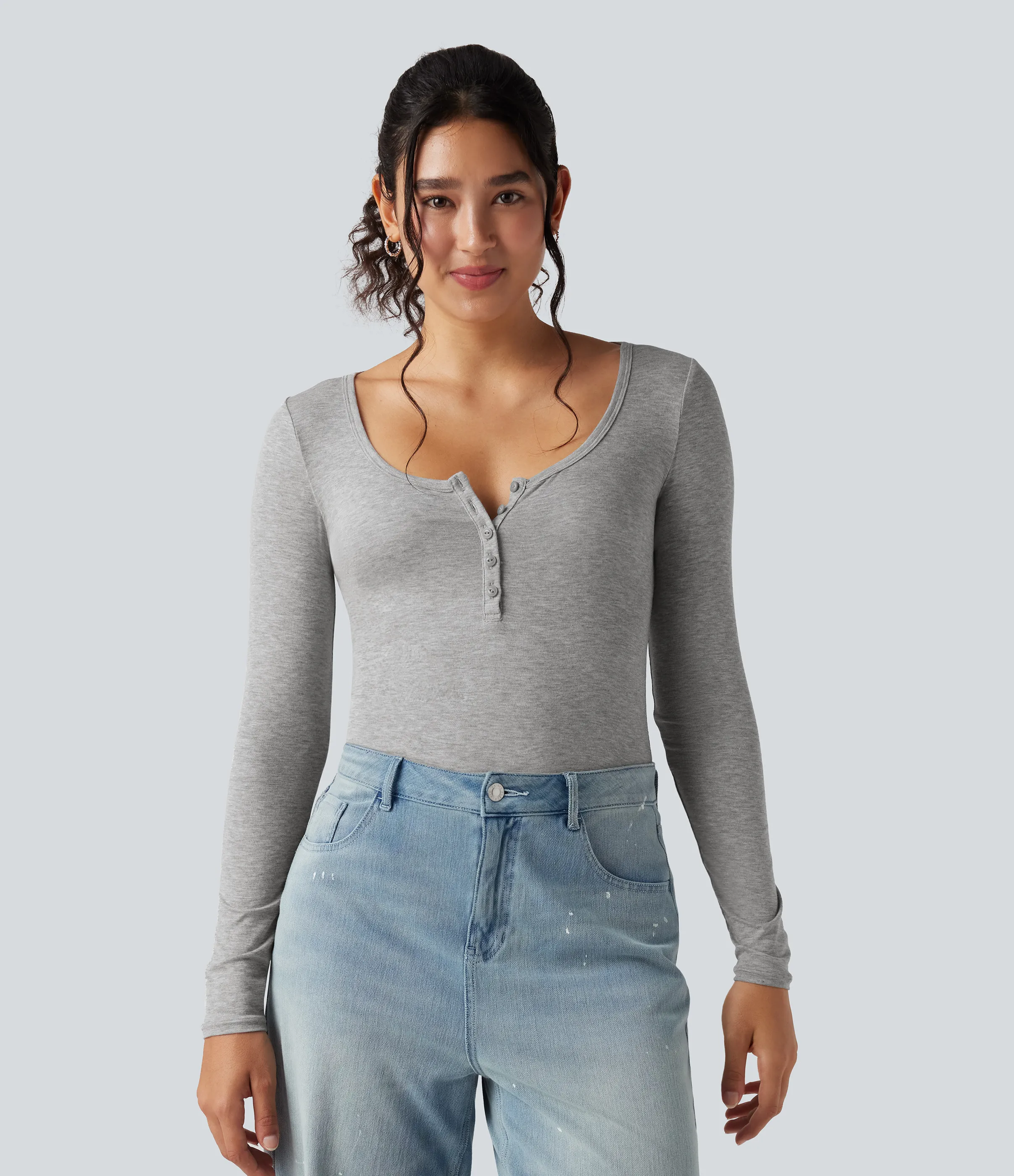 Halara Top ajustado manga larga cuello Henley acanalado - Fog Gray - S sold by Halara product image thumbnail 2