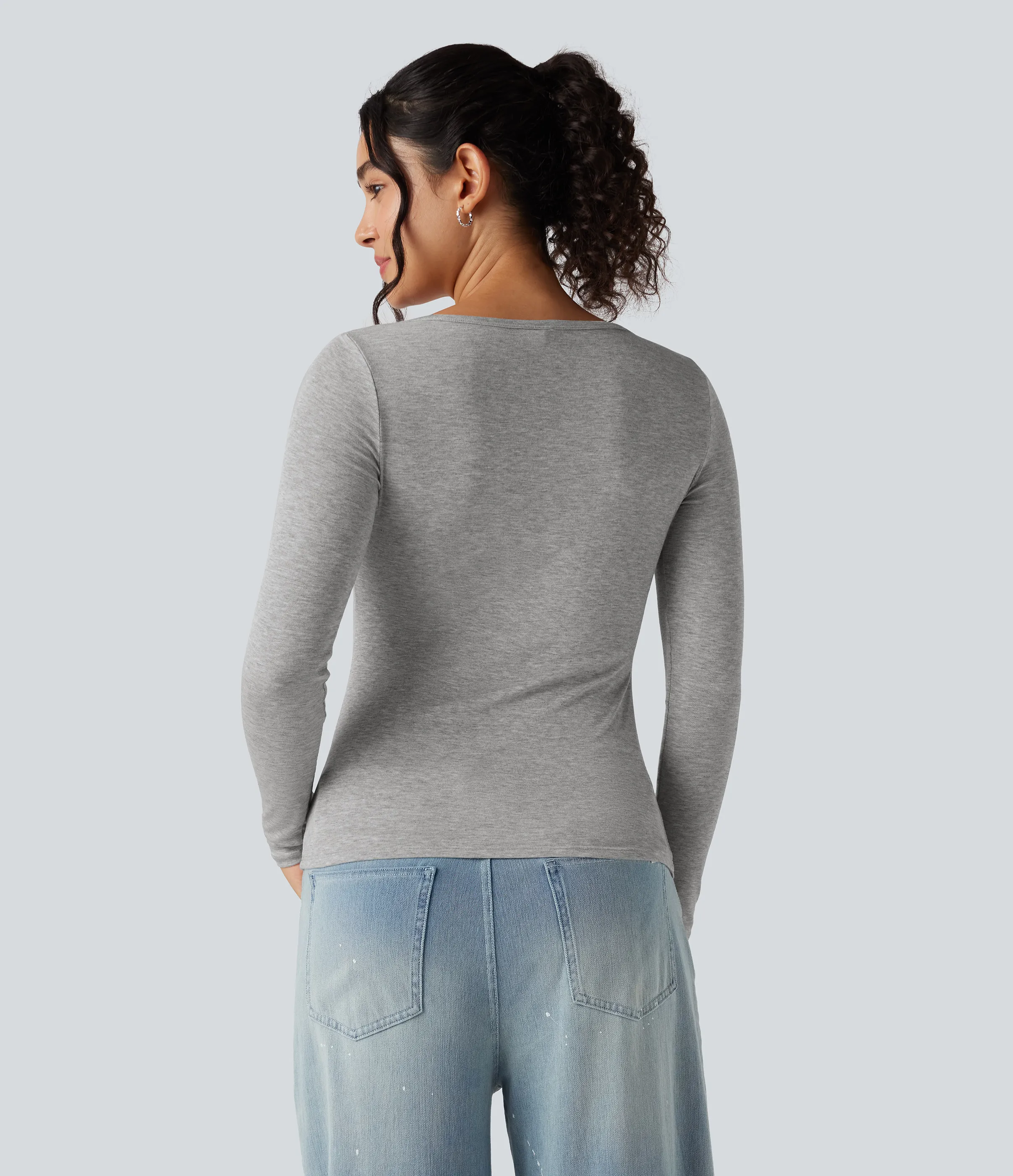 Halara Top ajustado manga larga cuello Henley acanalado - Fog Gray - S sold by Halara product image thumbnail 3