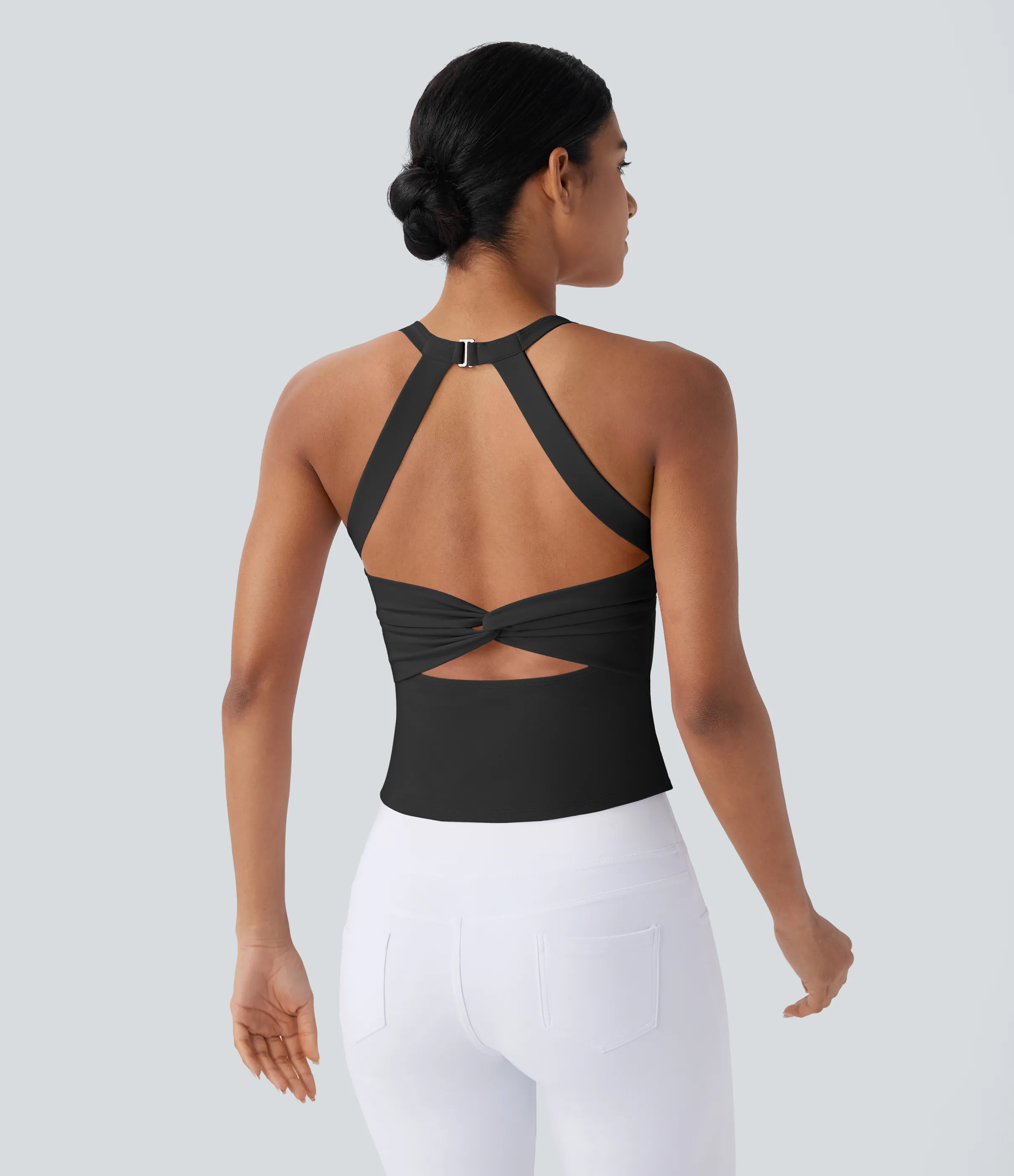 Halara Top de yoga SoftlyZero™ Plush afelpado con abertura en copas D-F - Black - XS sold by Halara
