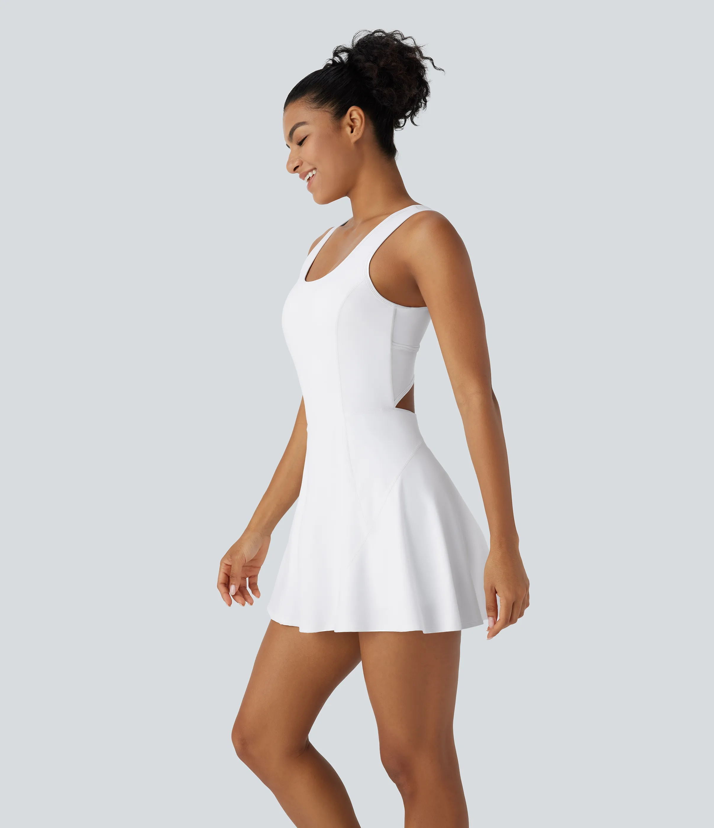 Halara Vestido mini Softlyzero™ Airy baile activo cuello U cruzado sin espalda bolsillo lateral 2 en 1 - White - S sold by Halara product image thumbnail 4