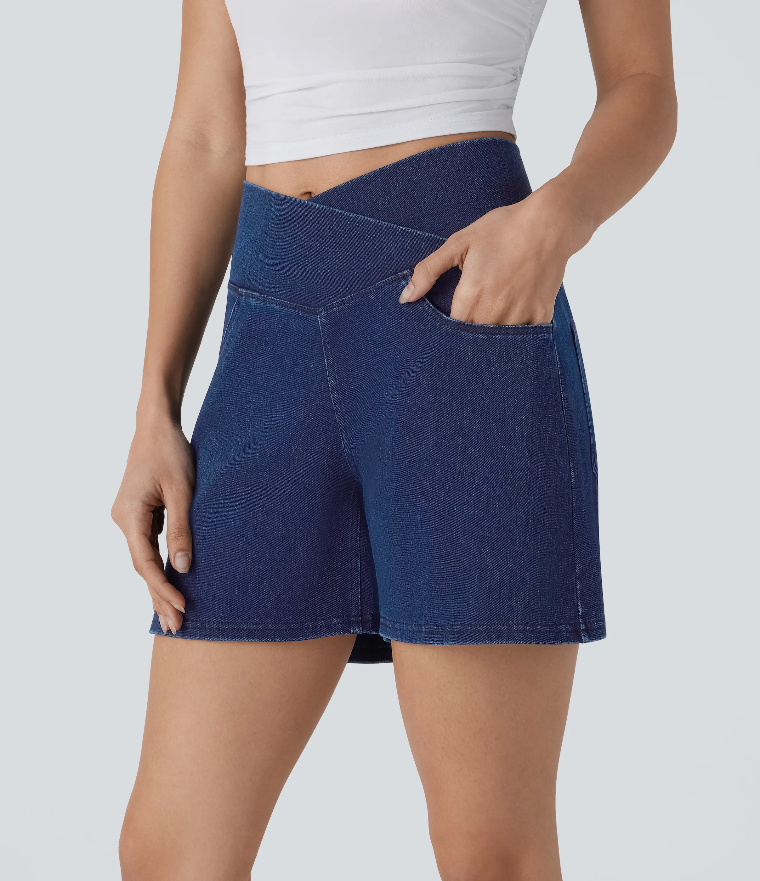 Halara Pantalón corto Halara Flex™ Denim mezclilla elástico lavado tiro alto múltiple bolsillo - Washed Denim Navy Blue - S(regular) sold by Halara product image thumbnail 4