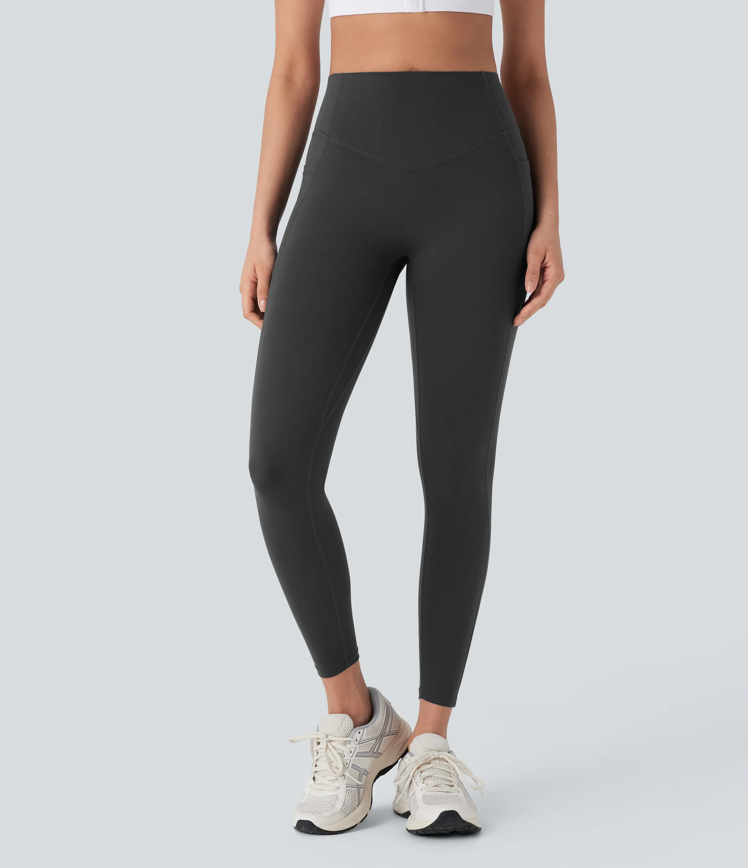 Halara Leggings Halara UltraSculpt™ SoCinched yoga moldeador tiro alto bolsillo lateral fruncido realce glúteo control abdomen - Volcanic Ash - S(full_length) sold by Halara product image thumbnail 3