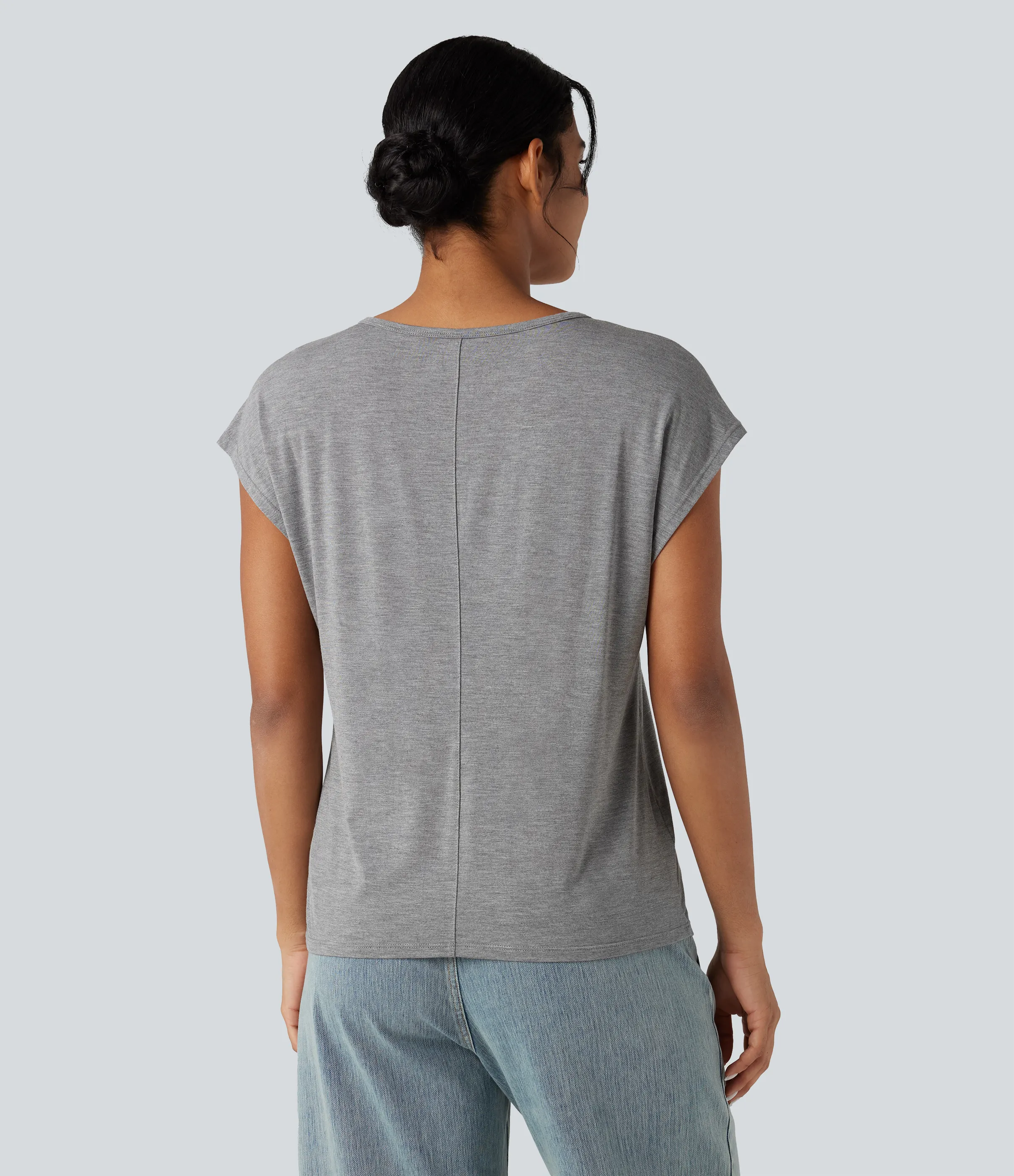 Halara Camiseta casual de manga corta con cuello en V - Fog Gray - XS sold by Halara product image thumbnail 3