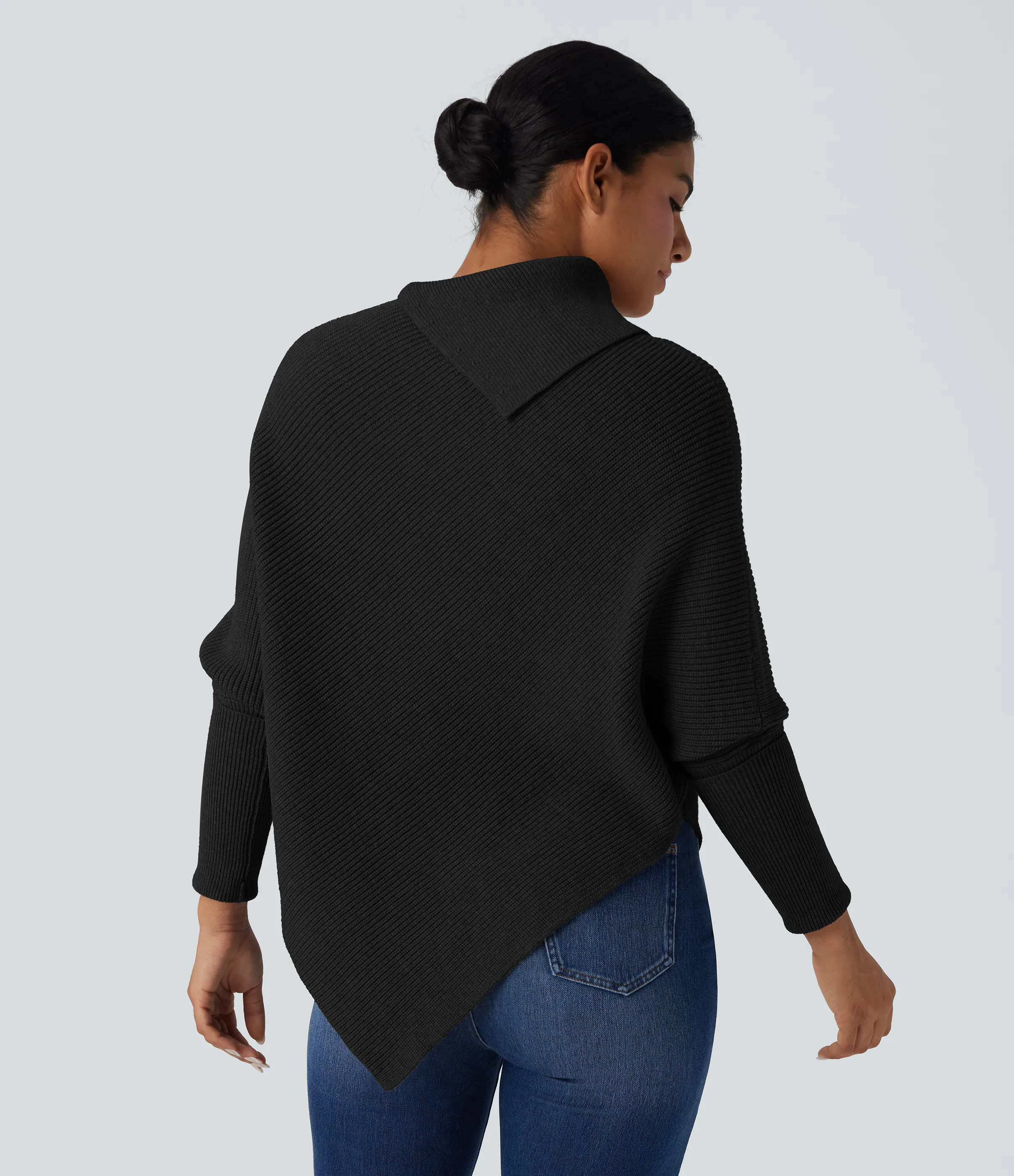 Halara Suéter casual de cuello alto con mangas murciélago y dobladillo asimétrico - Black - L sold by Halara product image thumbnail 3