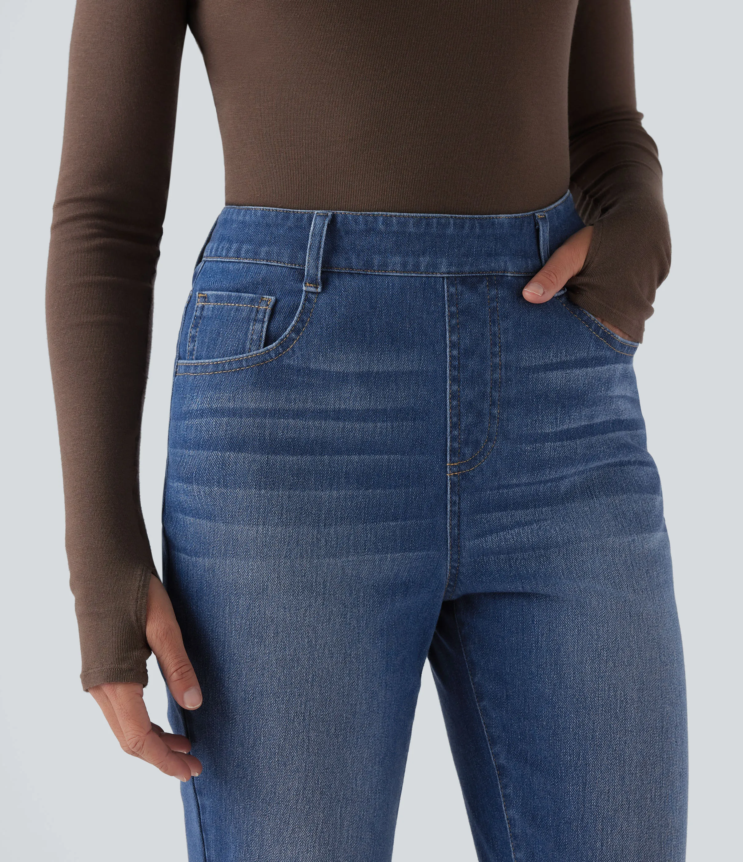 Halara Jeans ajustados casuales Halara Flex™ de tiro alto con dobladillo enrollado y bolsillos - Tide Blue Denim - M(regular) sold by Halara product image thumbnail 5