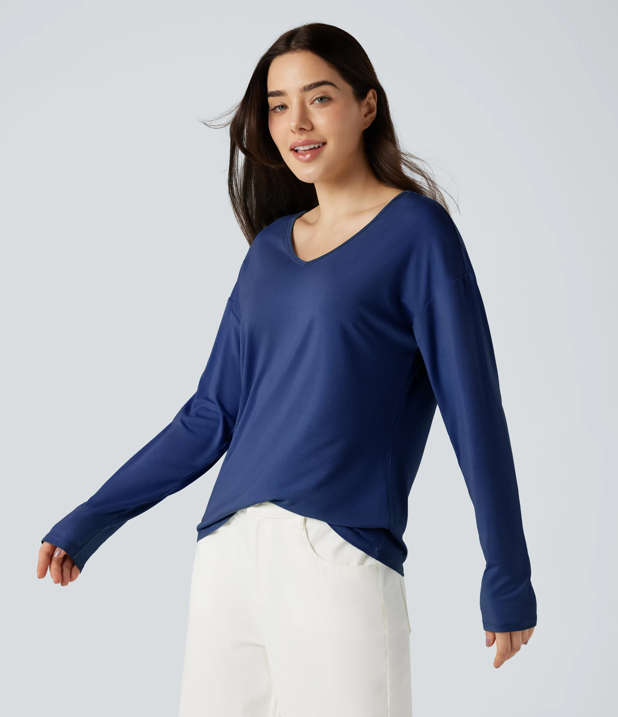 Halara Top casual de manga larga con cuello en V - Sodalite Blue - XS sold by Halara product image thumbnail 4