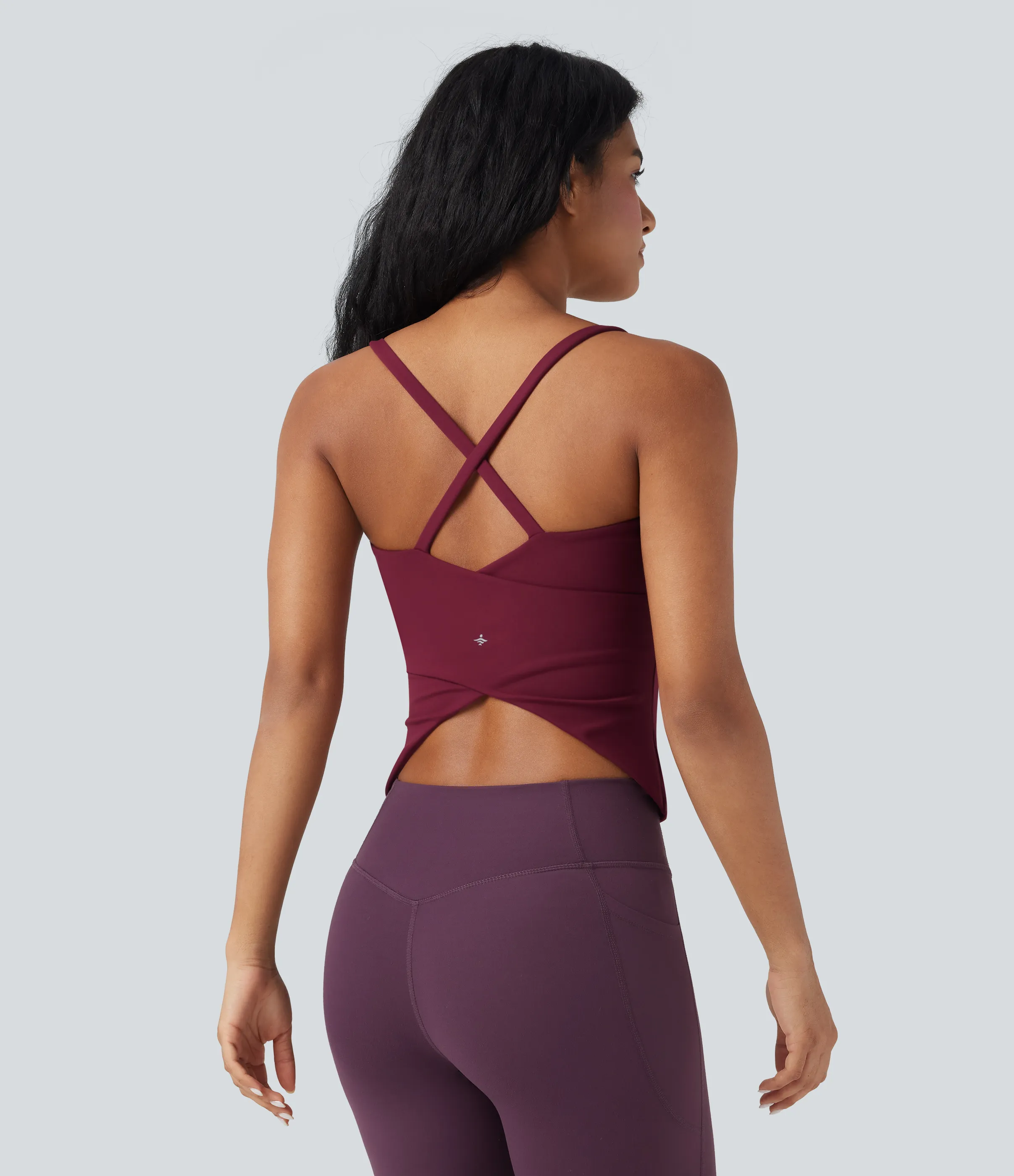 Halara Top de yoga con escote redondo, espalda cruzada y dobladillo cruzado - Deep Wine - S sold by Halara product image thumbnail 5