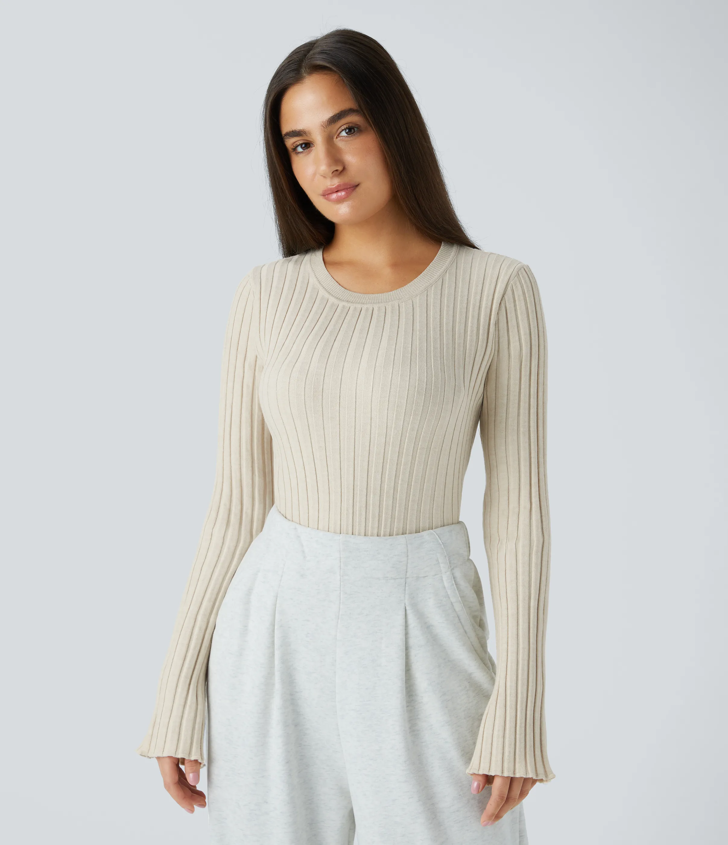 Halara Suéter cuello redondo manga larga volante - White Onyx - XS sold by Halara