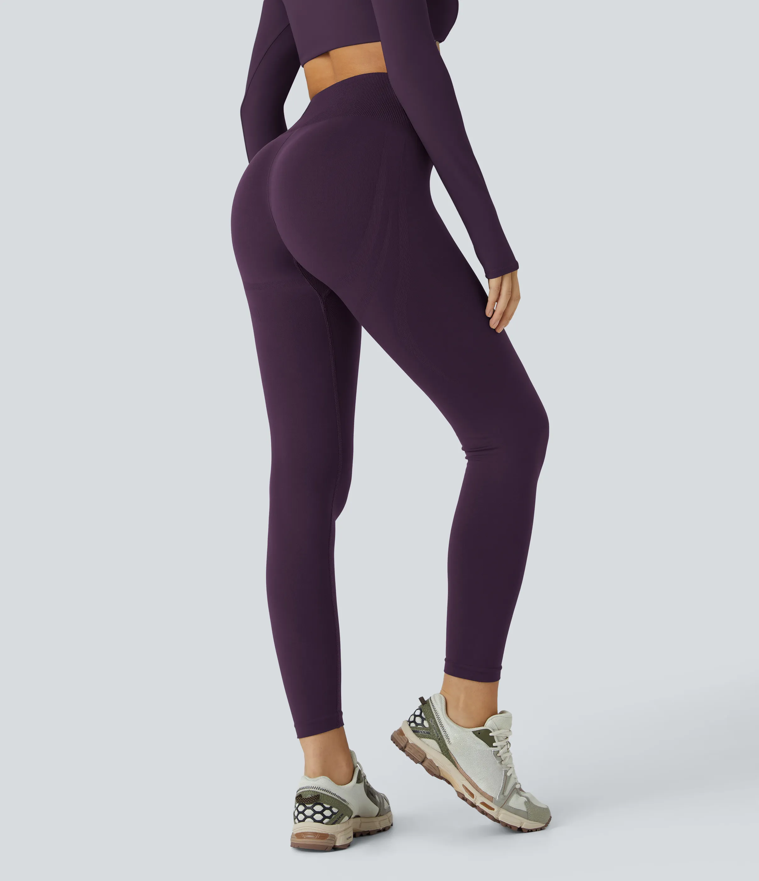 Halara Leggings yoga tiro medio control abdomen realce glúteo 7/8 sin costura - Blackberry Cordial - S(full_length) sold by Halara product image thumbnail 3
