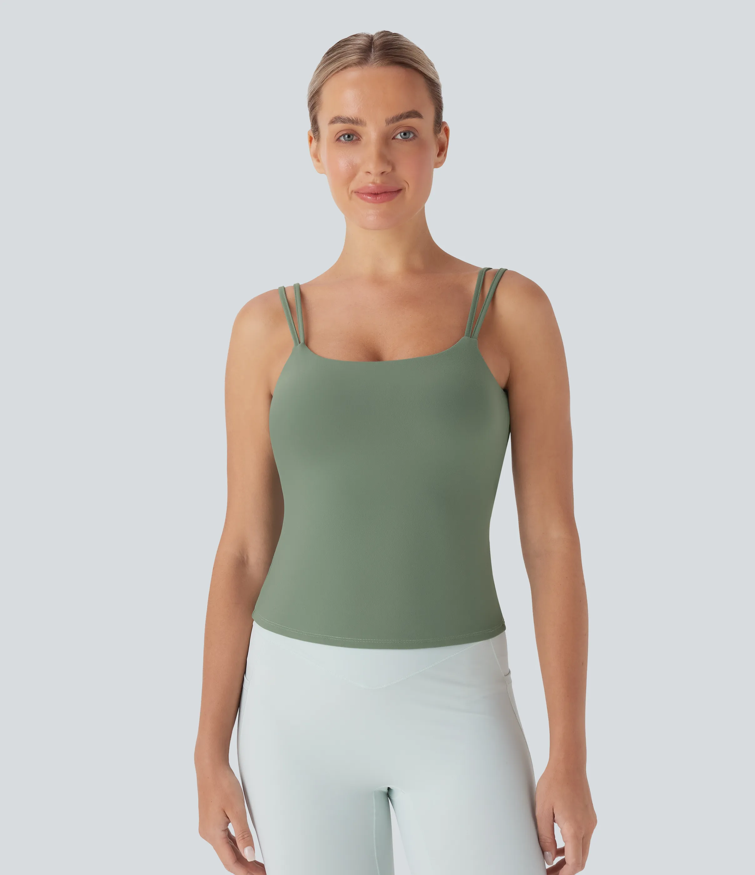 Halara Top de yoga con tirantes dobles cruzados y espalda descubierta - Hedge Green - M sold by Halara product image thumbnail 3