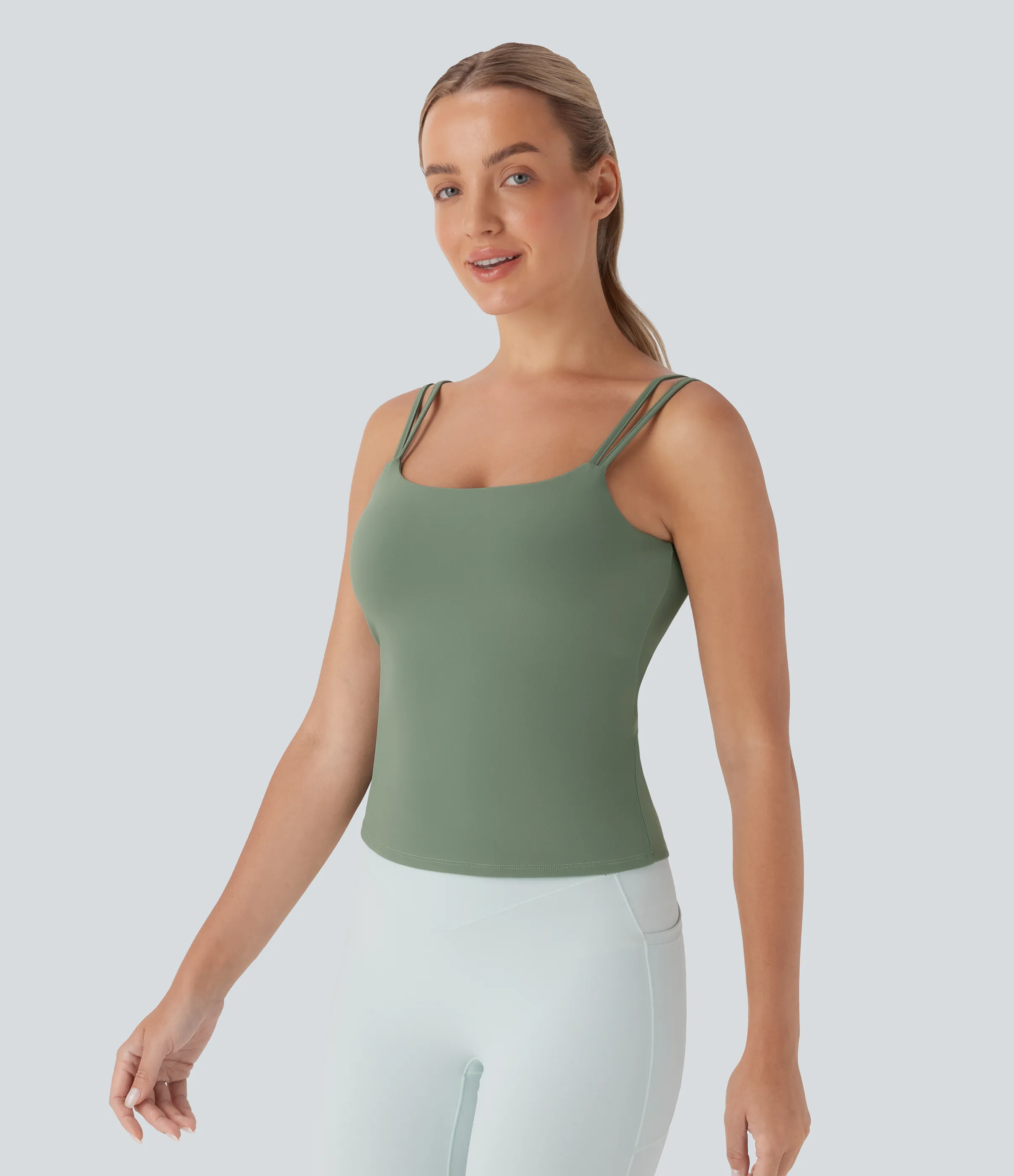 Halara Top de yoga con tirantes dobles cruzados y espalda descubierta - Hedge Green - M sold by Halara product image thumbnail 5