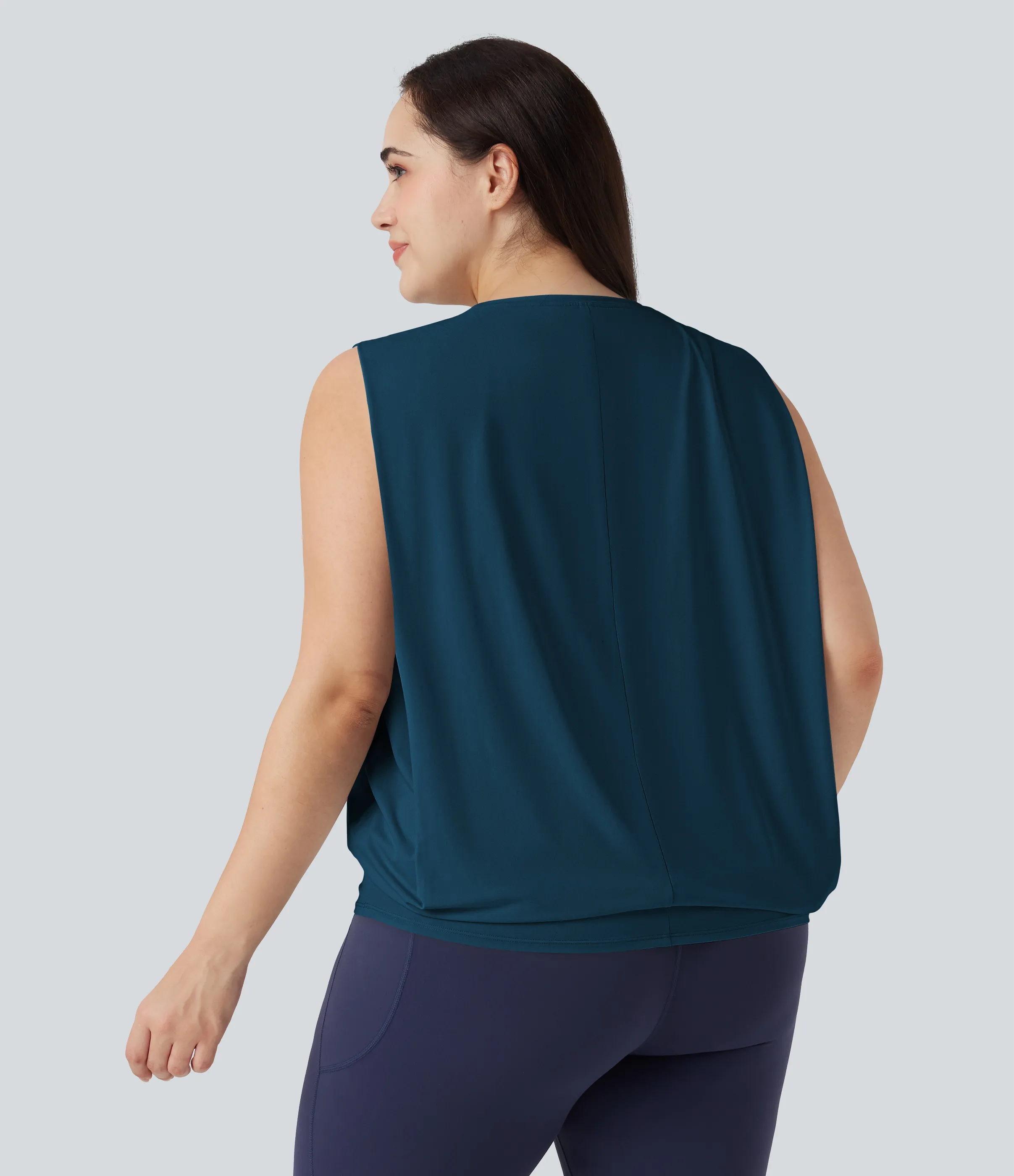 Halara Camiseta de yoga de talla grande con cuello redondo y tacto fresco - UPF 50+ - Majolica Blue - 1X sold by Halara product image thumbnail 3