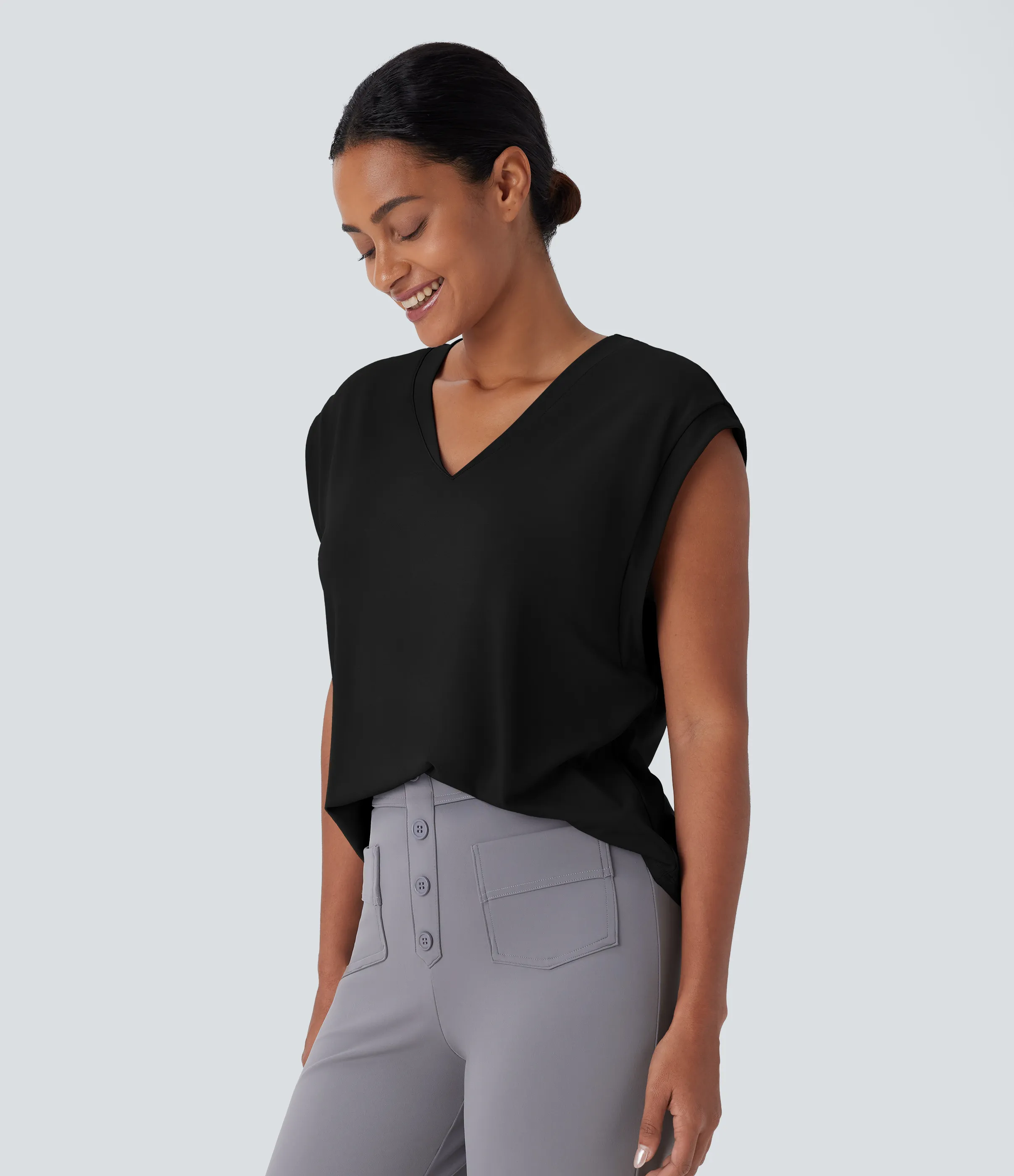 Halara Blusa oficina cuello V manga corta - Black - S sold by Halara product image thumbnail 4