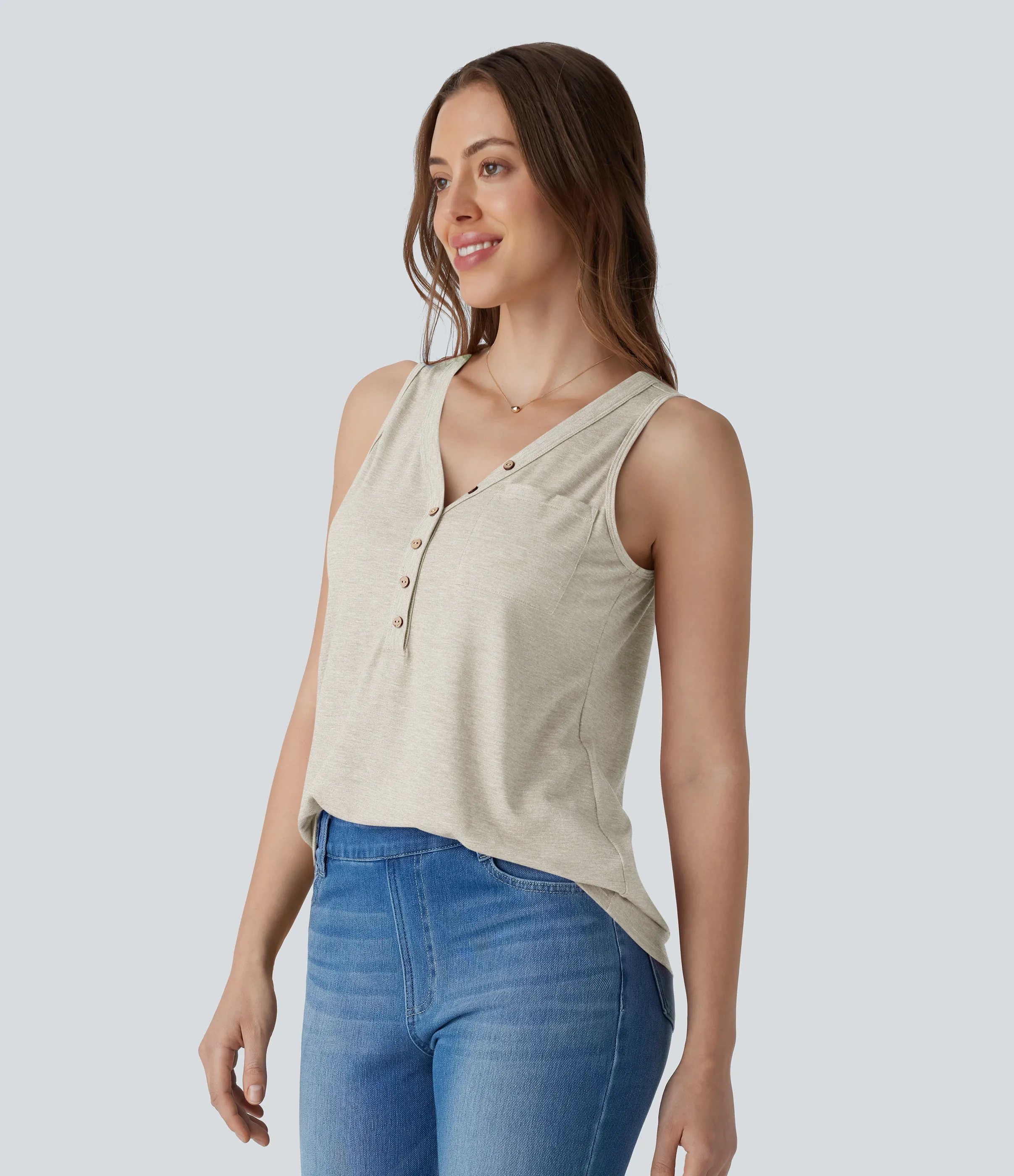 Halara Blusa sin mangas cuello V botón decorativo - Soft Rice White - M sold by Halara product image thumbnail 4