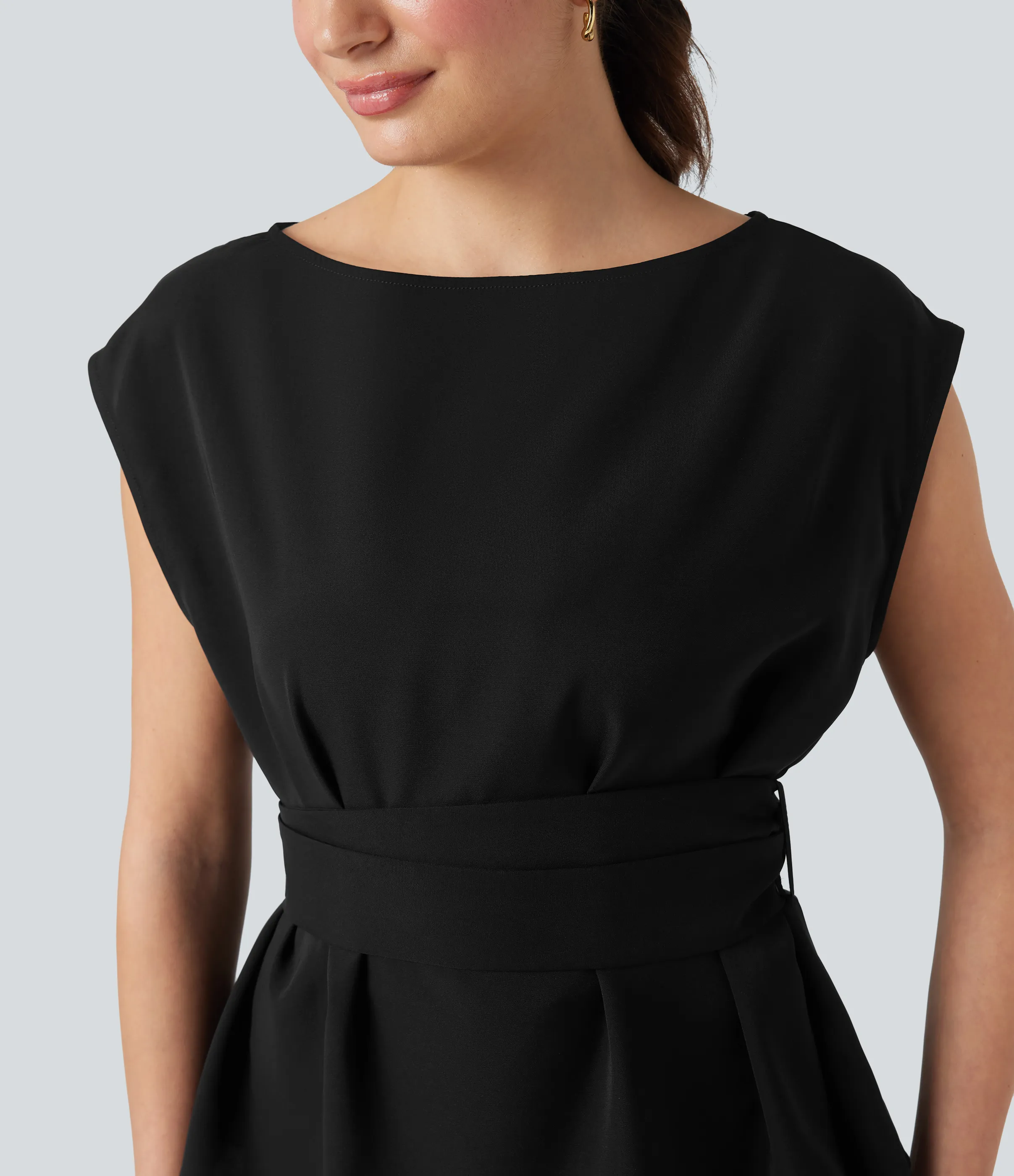 Halara Blusa de oficina antiarrugas con cuello barco sin mangas y lazo en la espalda - Black - XL sold by Halara product image thumbnail 5