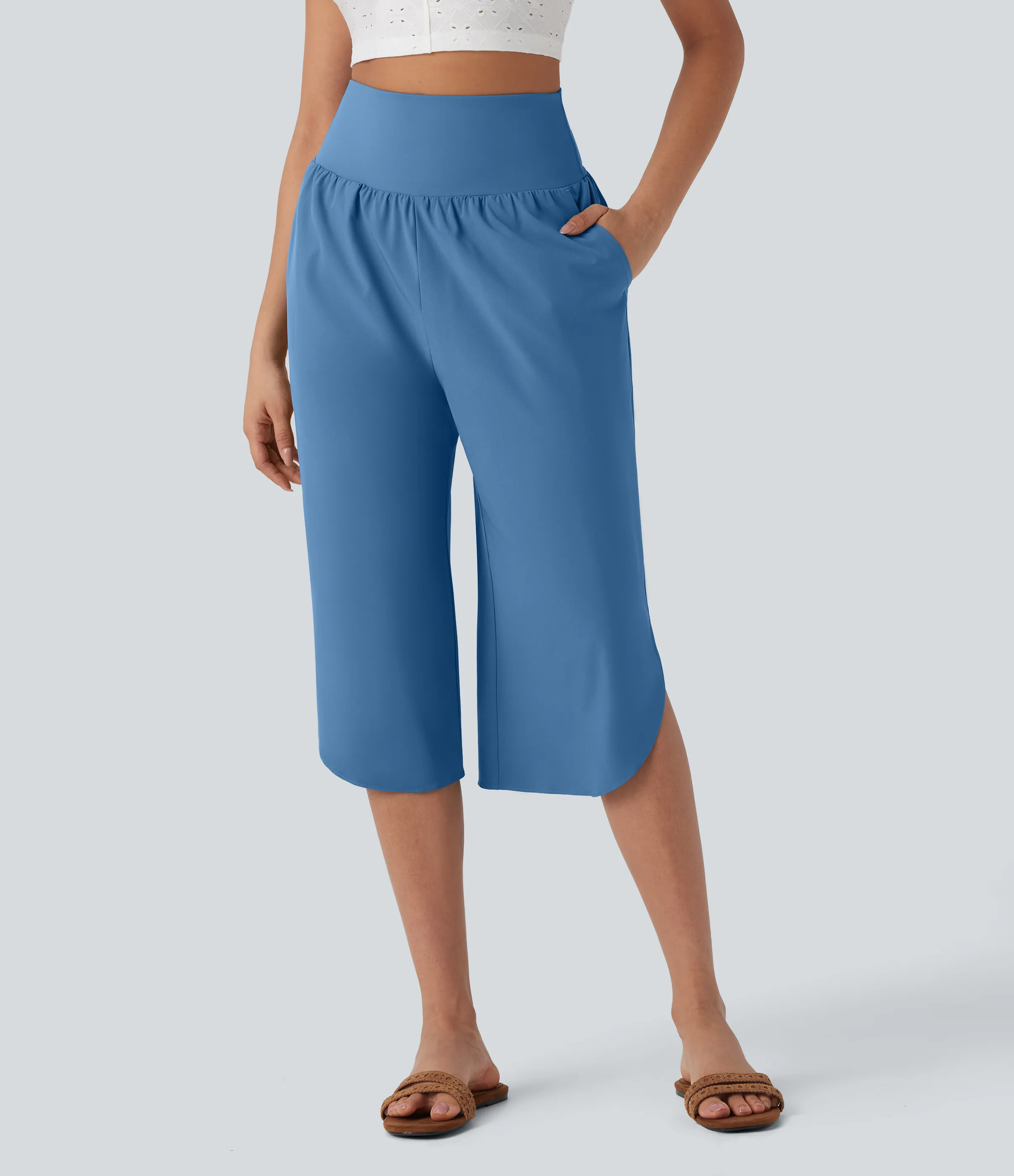 Halara Pantalón Breezeful™ SoCinched Capri Resort tiro alto control abdomen dobladillo dividido secado rápido bolsillo lateral - Pacific Coast - M sold by Halara product image thumbnail 4