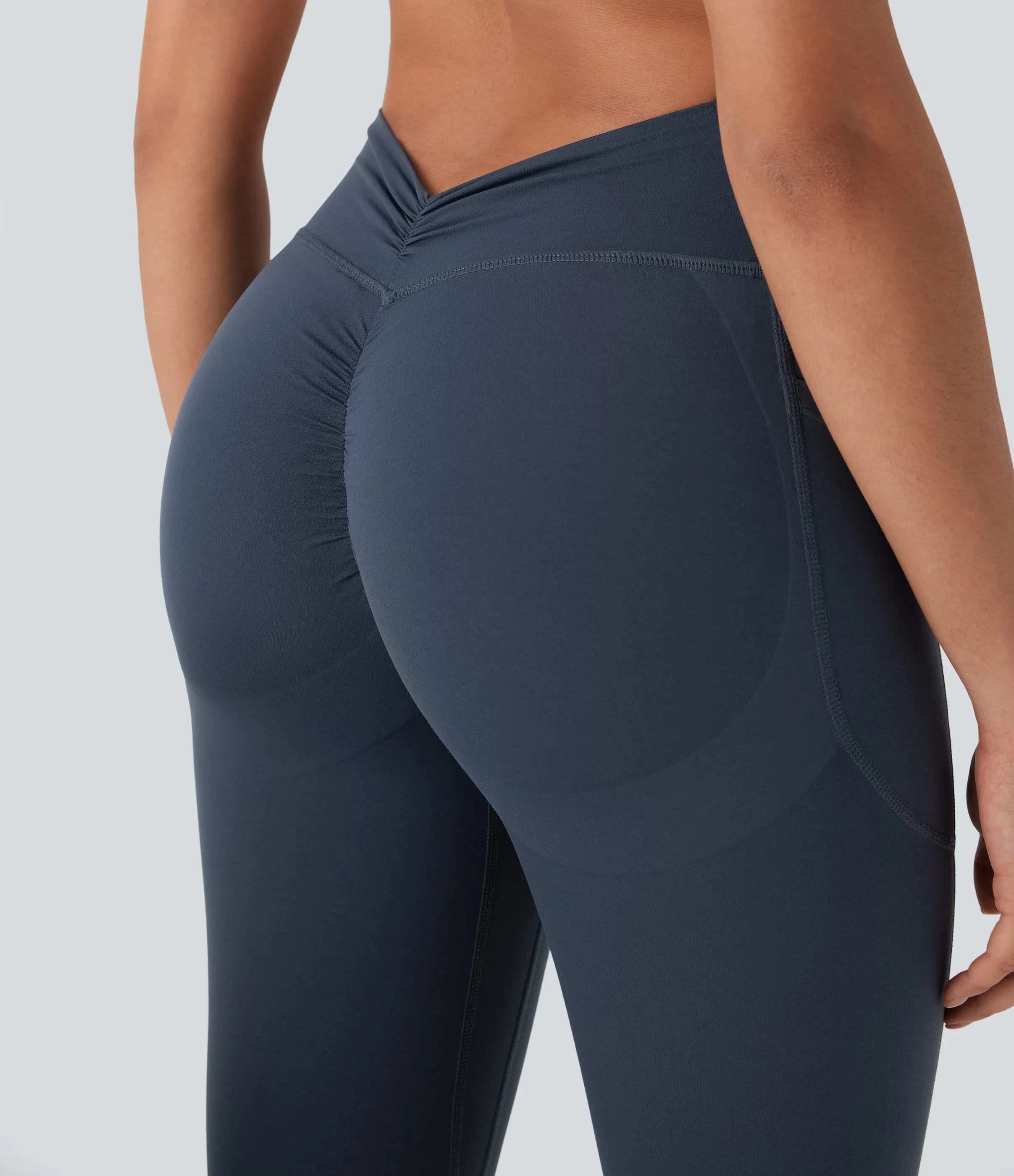 Halara Leggings Halara UltraSculpt™ SoCinched yoga moldeador tiro alto bolsillo lateral fruncido realce glúteo control abdomen - Carbon - M(full_length) sold by Halara product image thumbnail 5