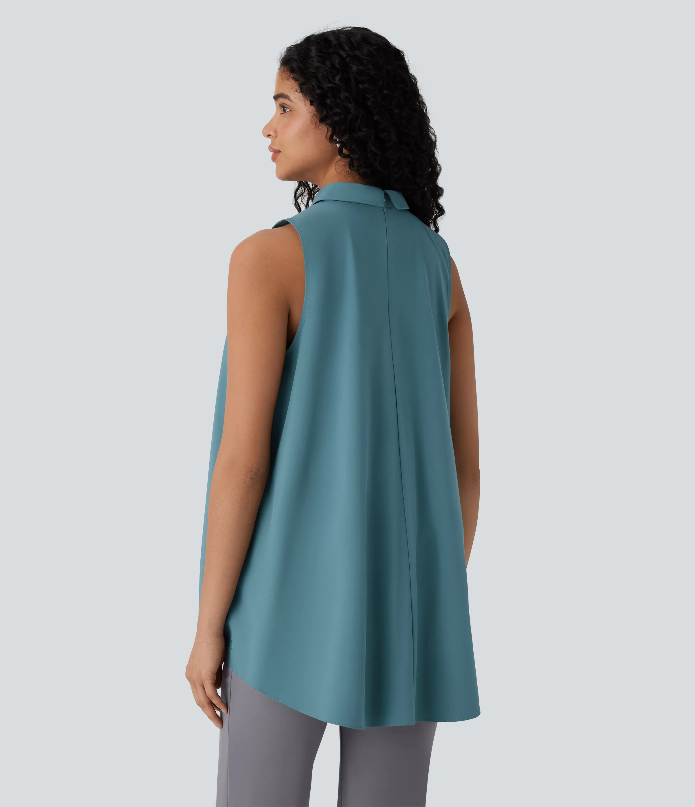 Halara Blusa Breezeful™ oficina holgada secado rápido botón sin mangas cuello - Stone Blue - XS sold by Halara product image thumbnail 3