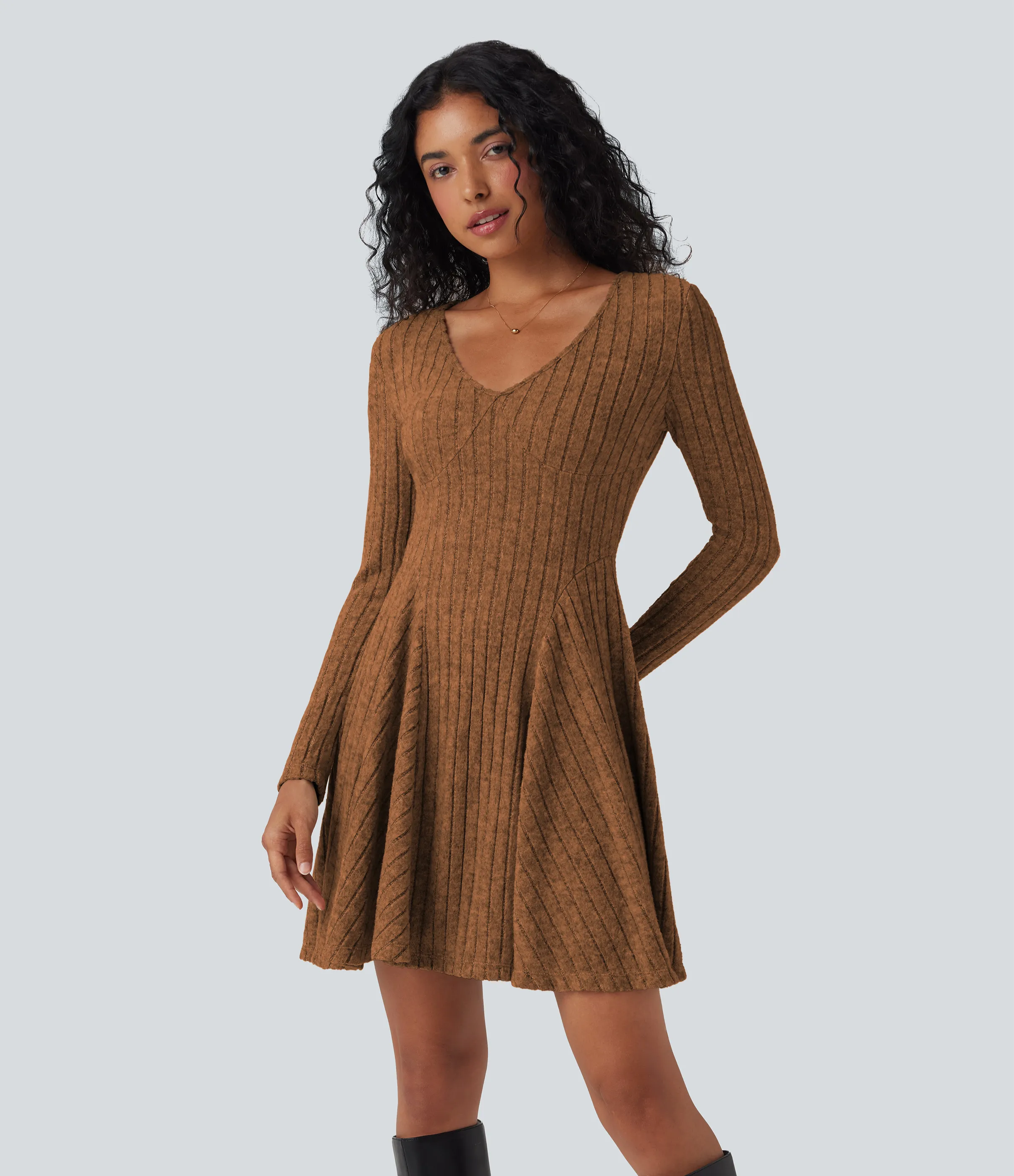 Halara Vestido mini casual acampanado de punto acanalado con cuello en V y manga larga - Orange Floral Velvet - S sold by Halara product image thumbnail 4