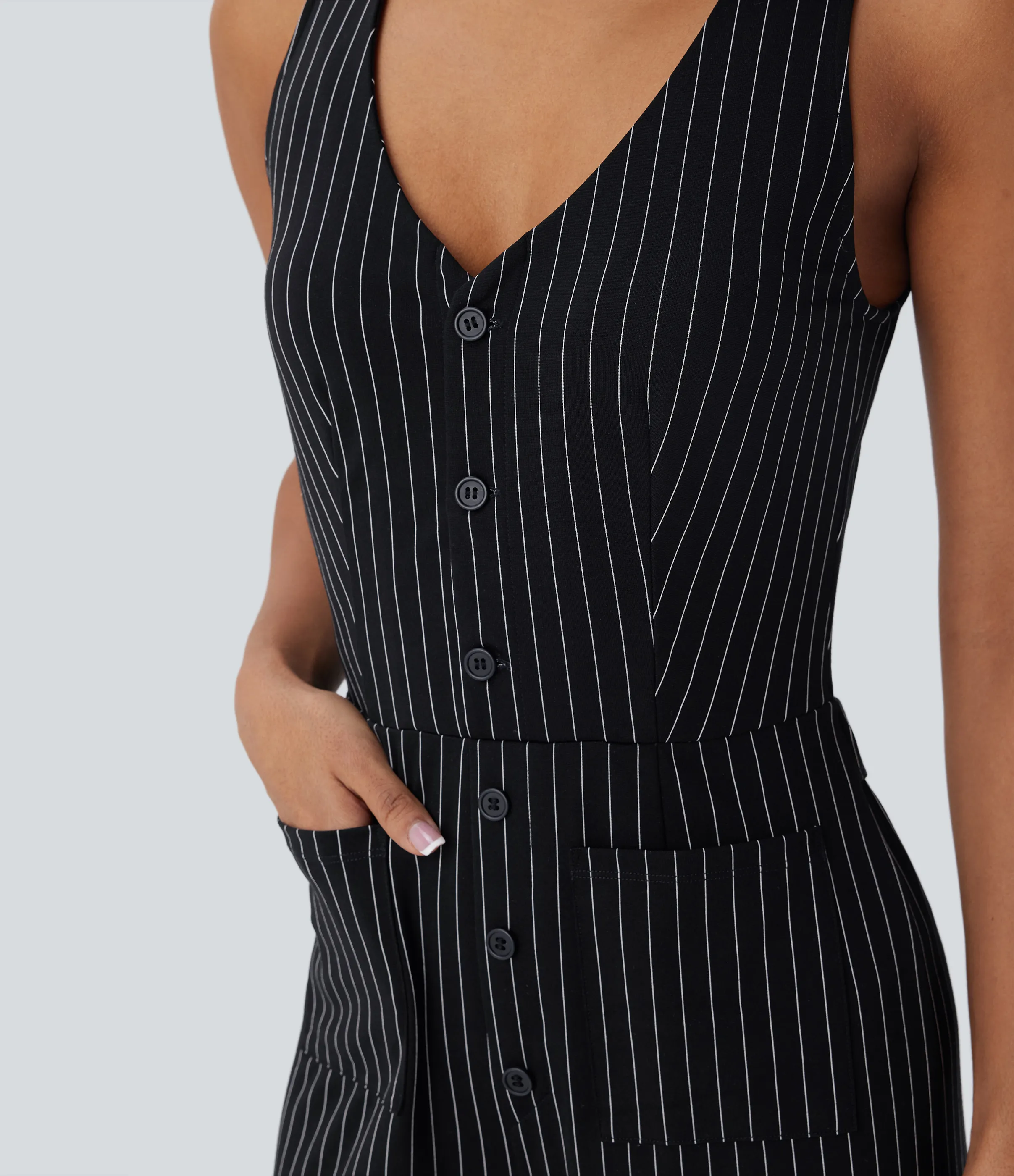 Halara Mono oficina cuello V sin mangas bolsillo delantero recortado pierna ancha rayas tacto fresco - Black White Pinstripe - S(regular) sold by Halara product image thumbnail 5
