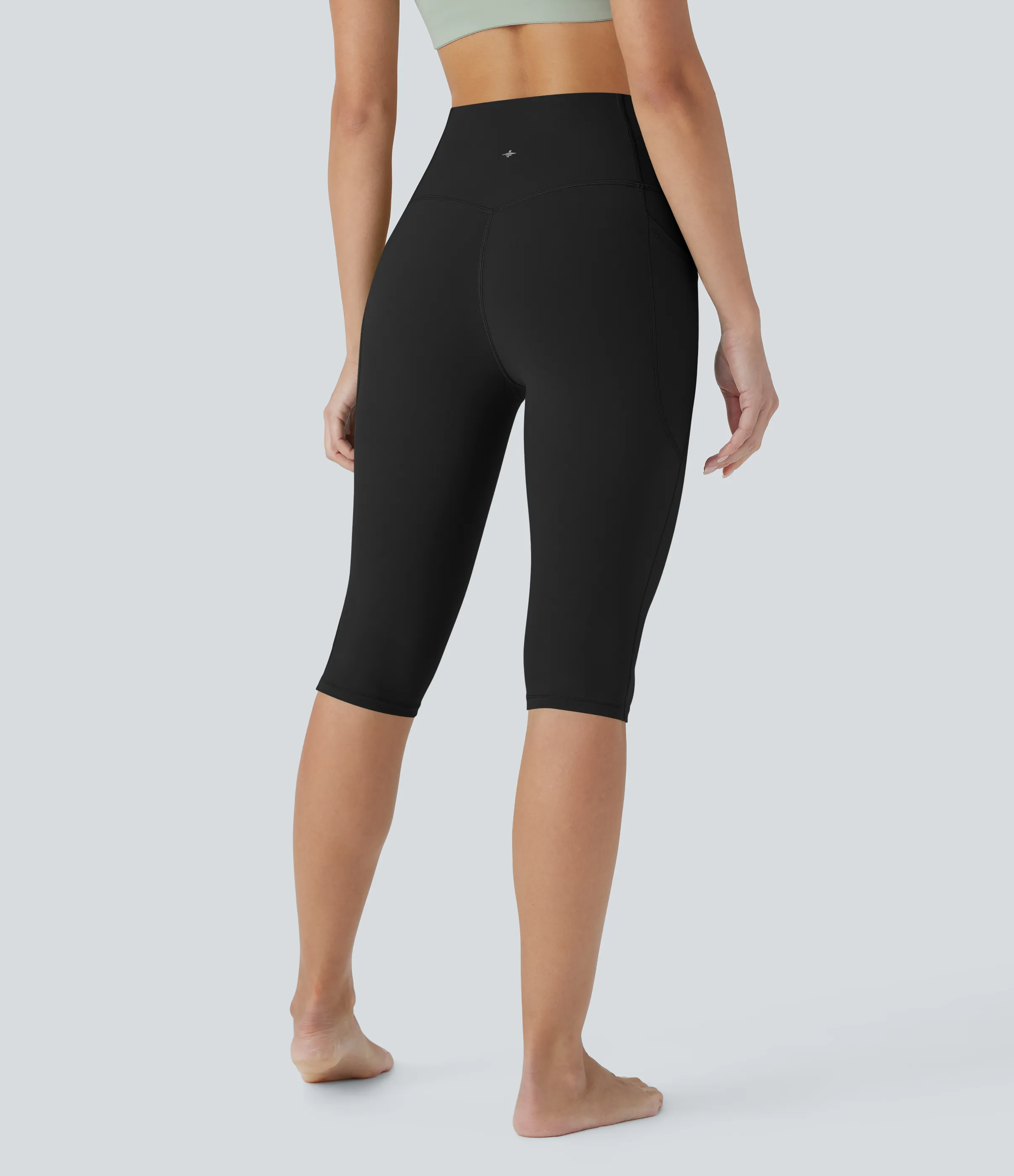 Halara Leggings de yoga moldeadores Halara UltraSculpt™ de tiro alto reductor de abdomen y bolsillos laterales - Black - L sold by Halara product image thumbnail 3