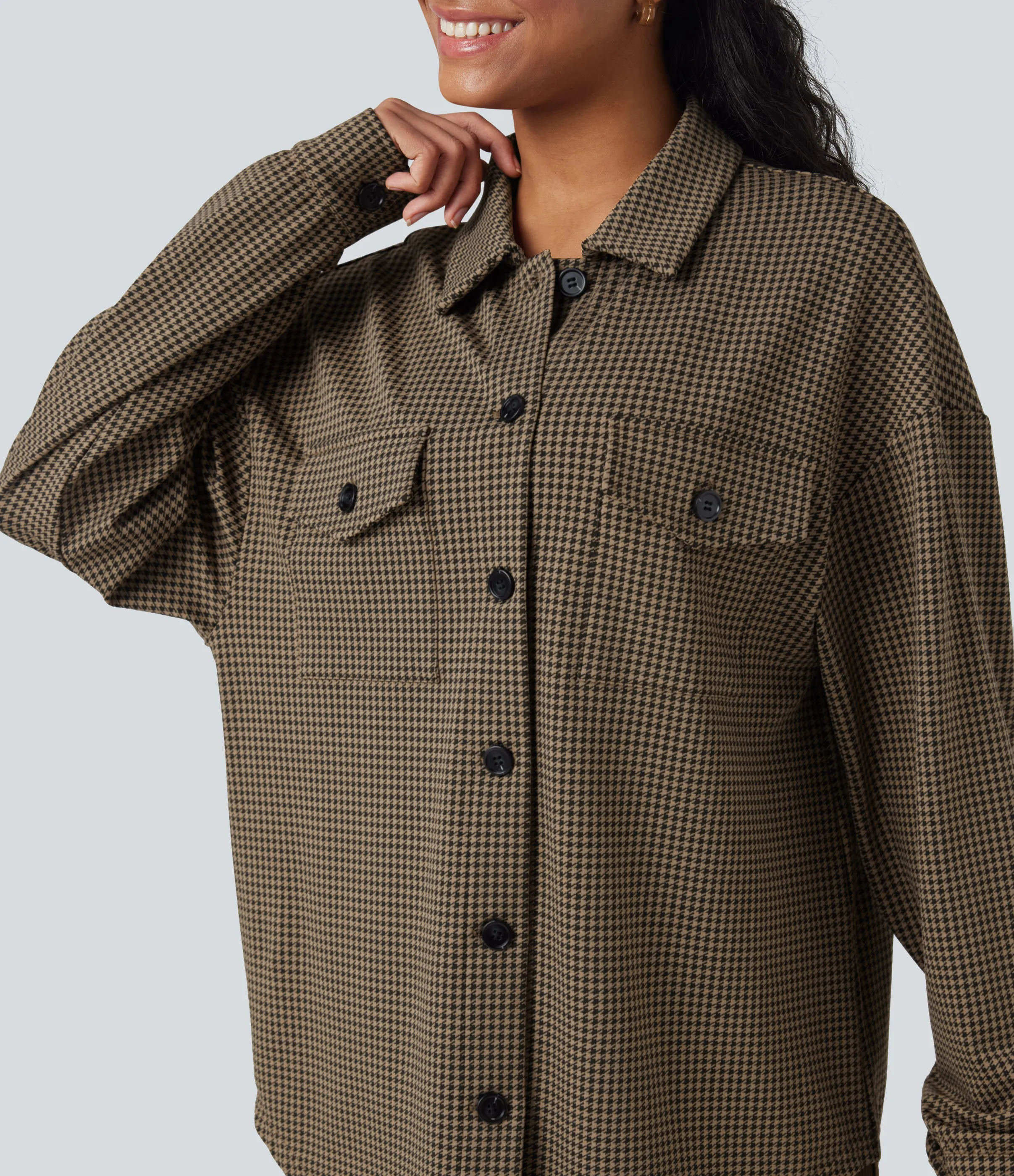 Halara Chamarra casual extragrande con dobladillo curvo y estampado de pata de gallo y bolsillos - Mocha Static - XS sold by Halara product image thumbnail 5