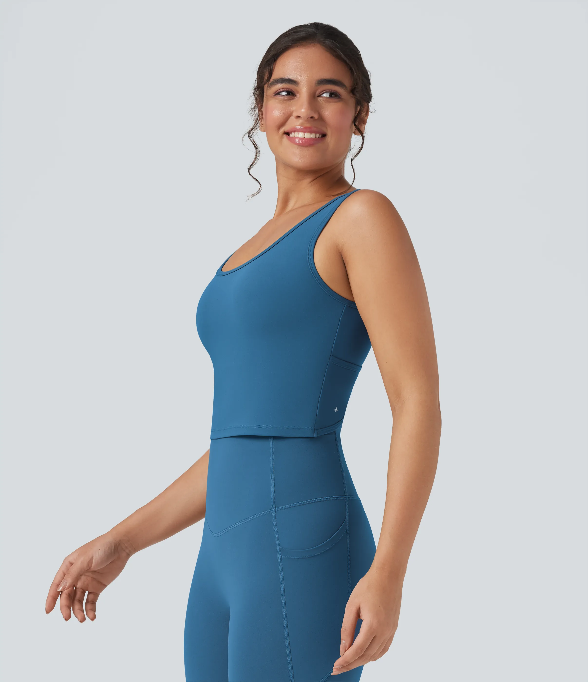 Halara Top corto de yoga Halara UltraSculpt™ cruzado con cuello en U - Vallarta Blue - XL sold by Halara product image thumbnail 4