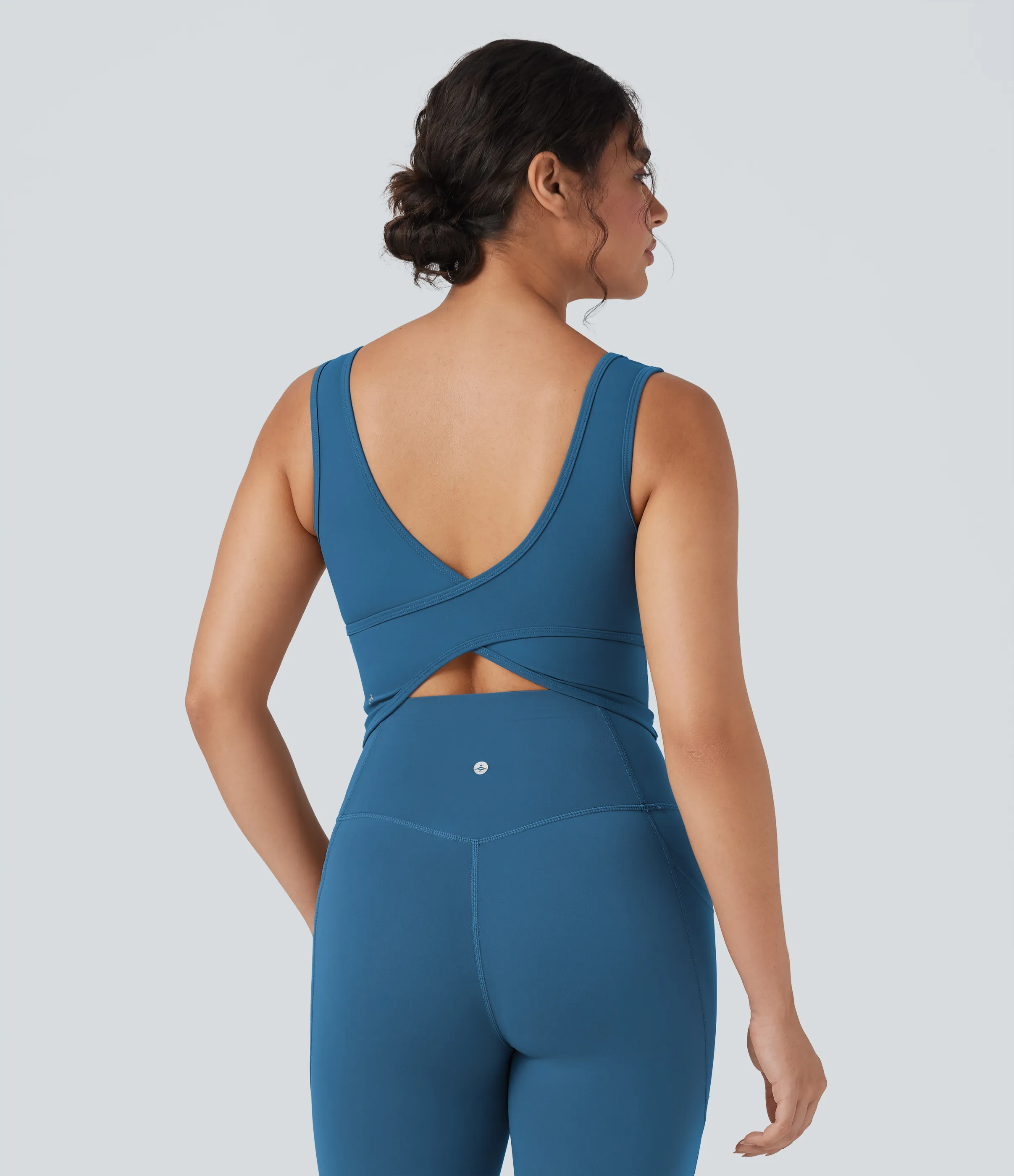Halara Top corto de yoga Halara UltraSculpt™ cruzado con cuello en U - Vallarta Blue - XL sold by Halara product image thumbnail 5
