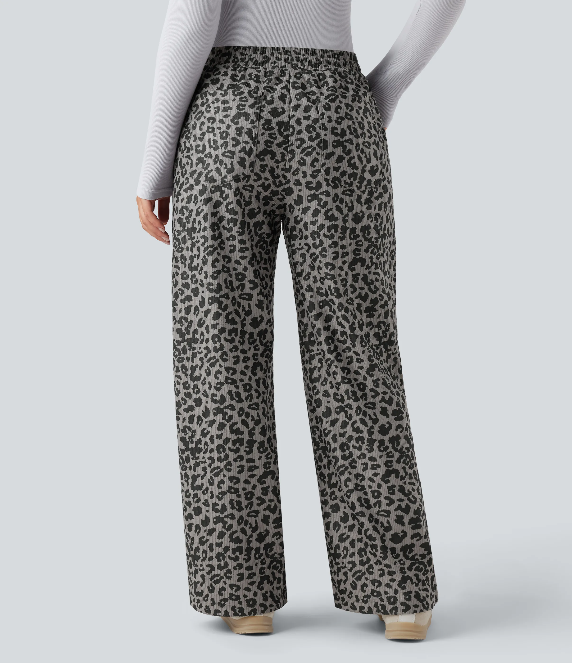 Halara Pantalones holgados casuales de pana con estampado de leopardo y tiro alto con bolsillos - Sage Leopard - XL(tall) sold by Halara product image thumbnail 3