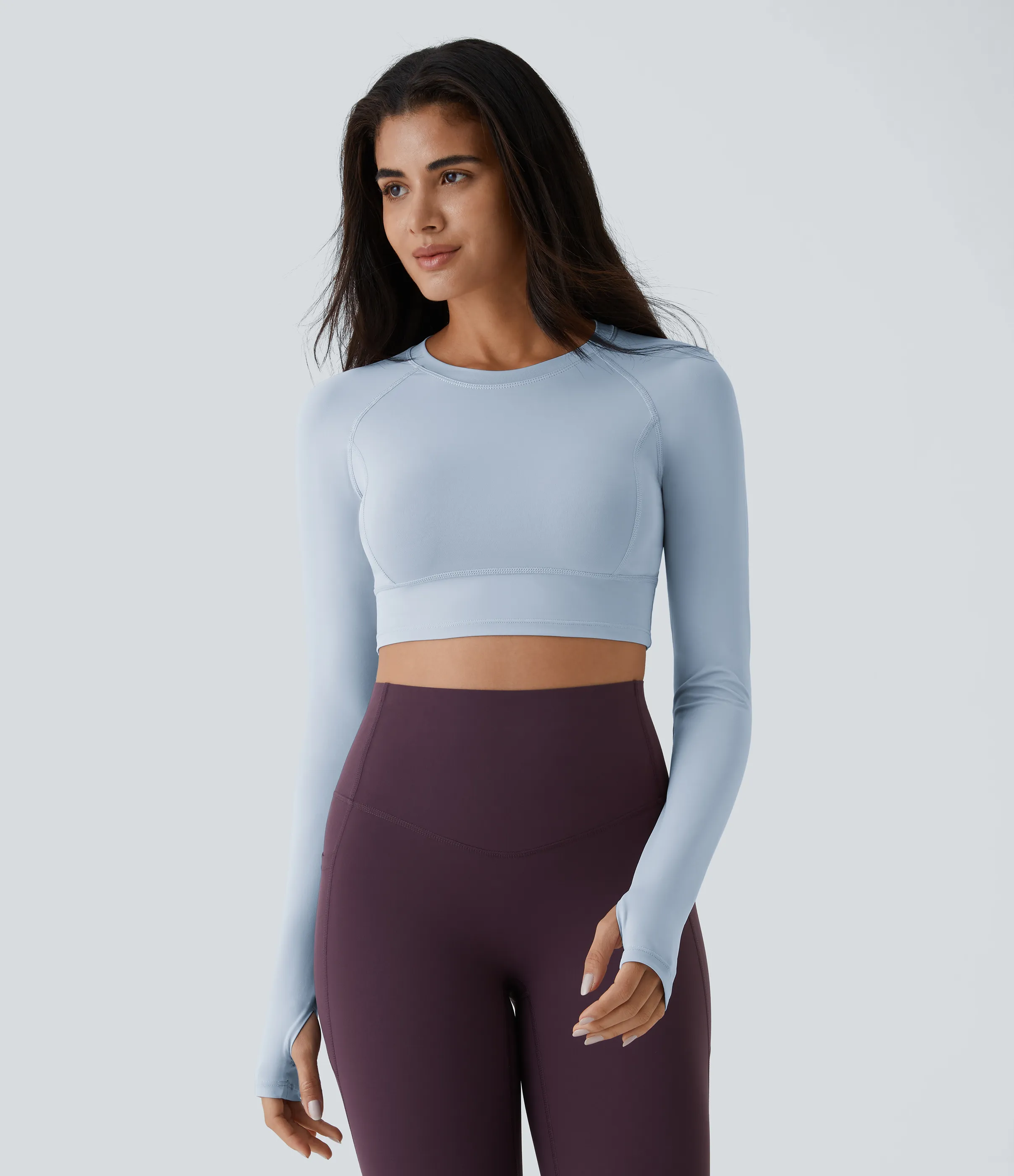 Halara Top deportivo yoga corto abertura para pulgar - Ballad Blue - XL sold by Halara