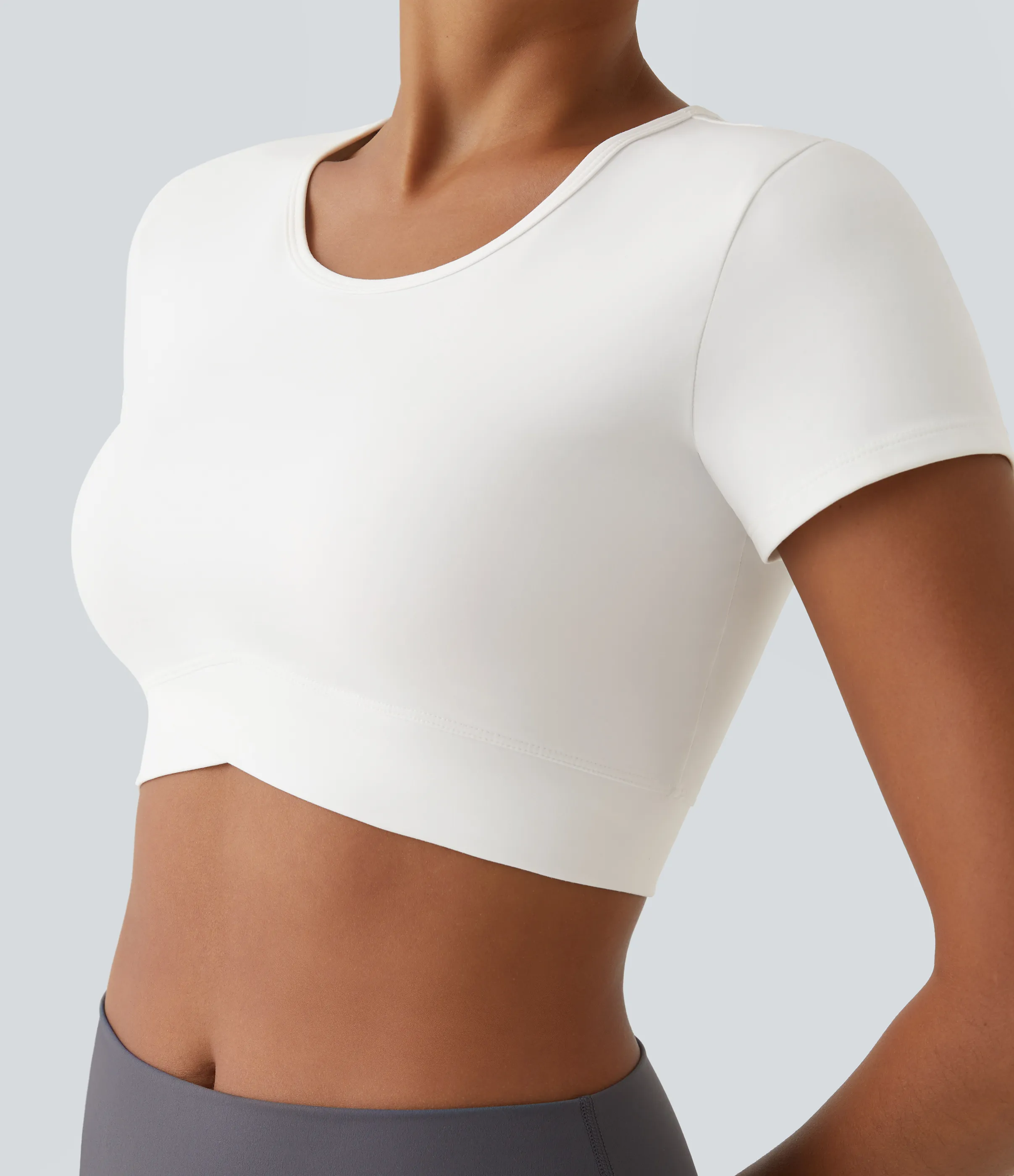 Halara Top deportivo corto de felpa Softlyzero™ Plush con dobladillo cruzado - White - XL sold by Halara product image thumbnail 5